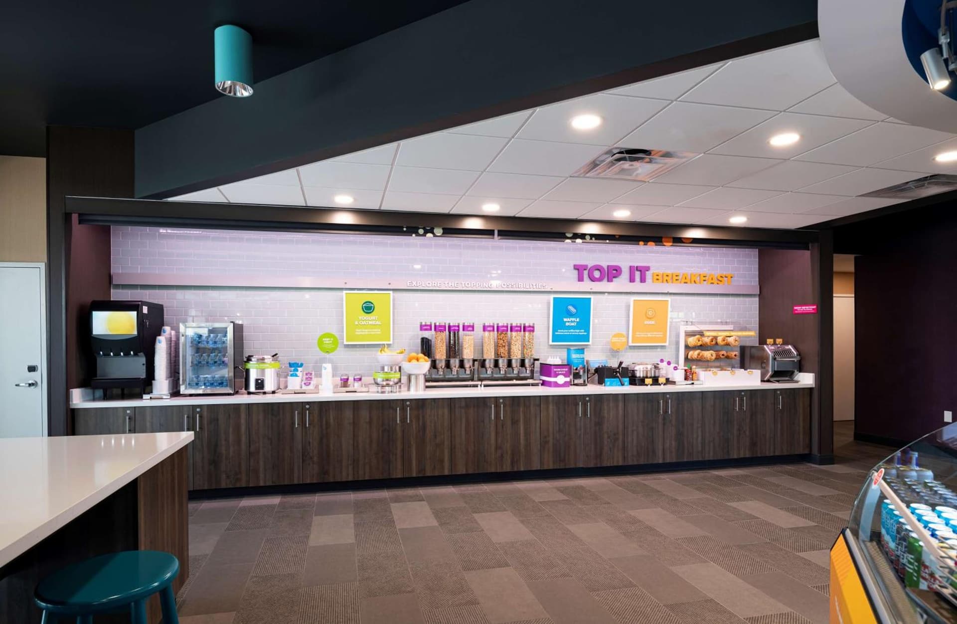Tru By Hilton Phoenix Glendale Westgate gallery photo in Glendale, AZ — image 13