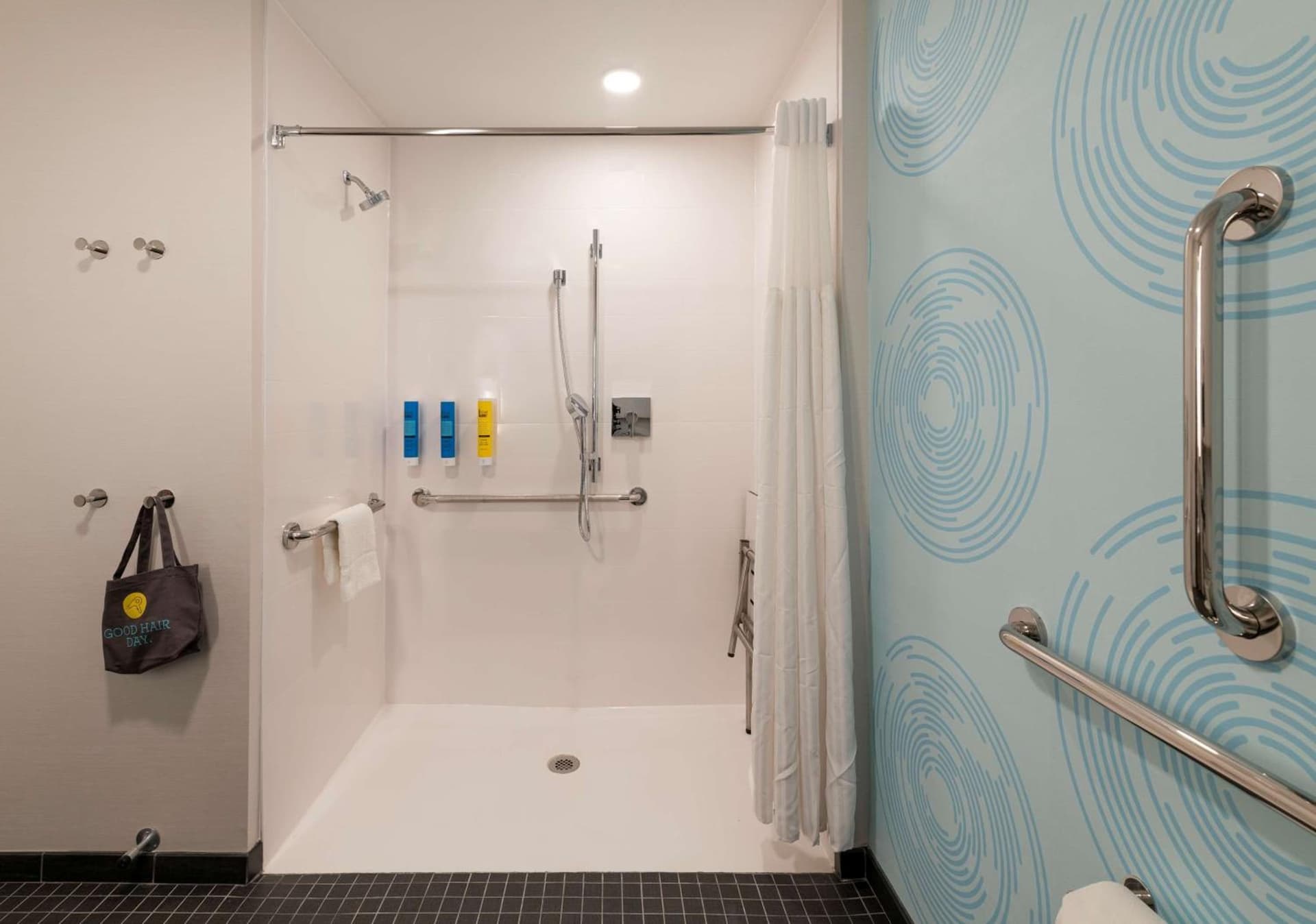 Tru By Hilton Phoenix Glendale Westgate gallery photo in Glendale, AZ — image 9