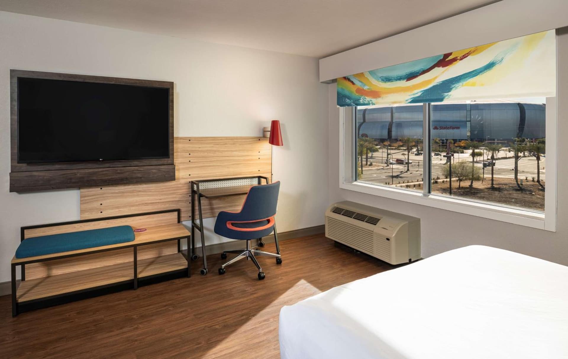 Tru By Hilton Phoenix Glendale Westgate gallery photo in Glendale, AZ — image 5