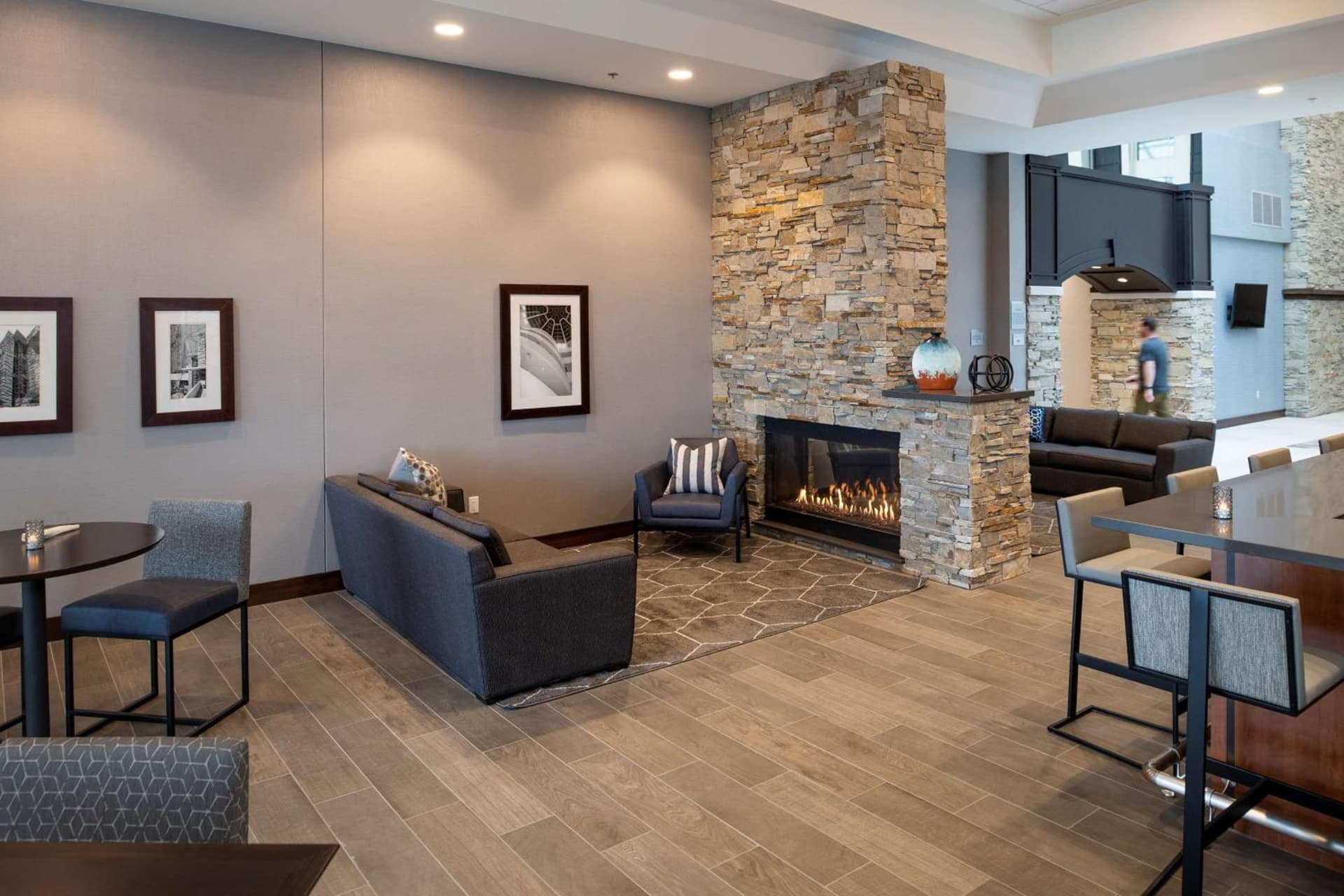 Doubletree By Hilton Madison East gallery photo in Madison, WI — image 45