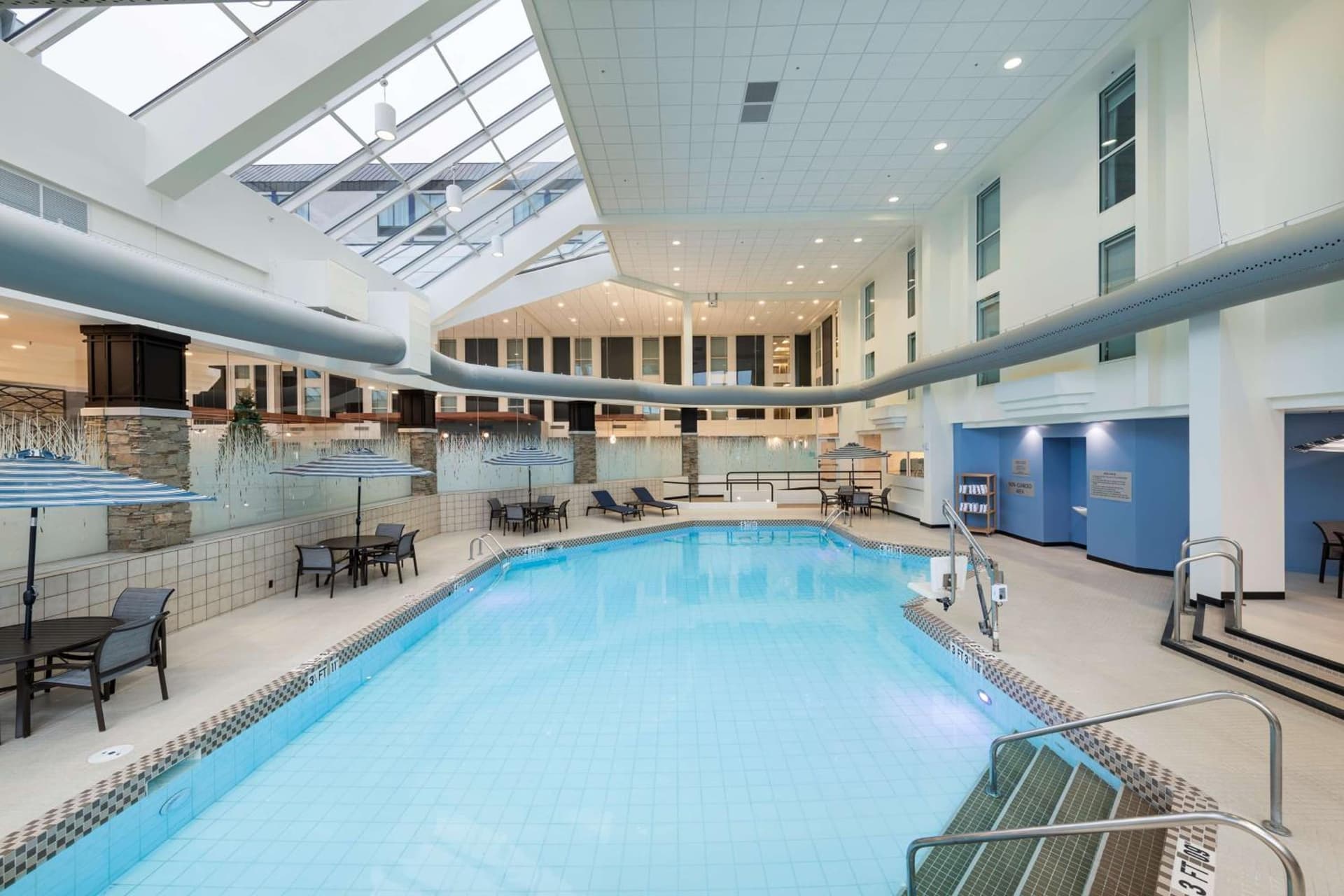 Doubletree By Hilton Madison East gallery photo in Madison, WI — image 42