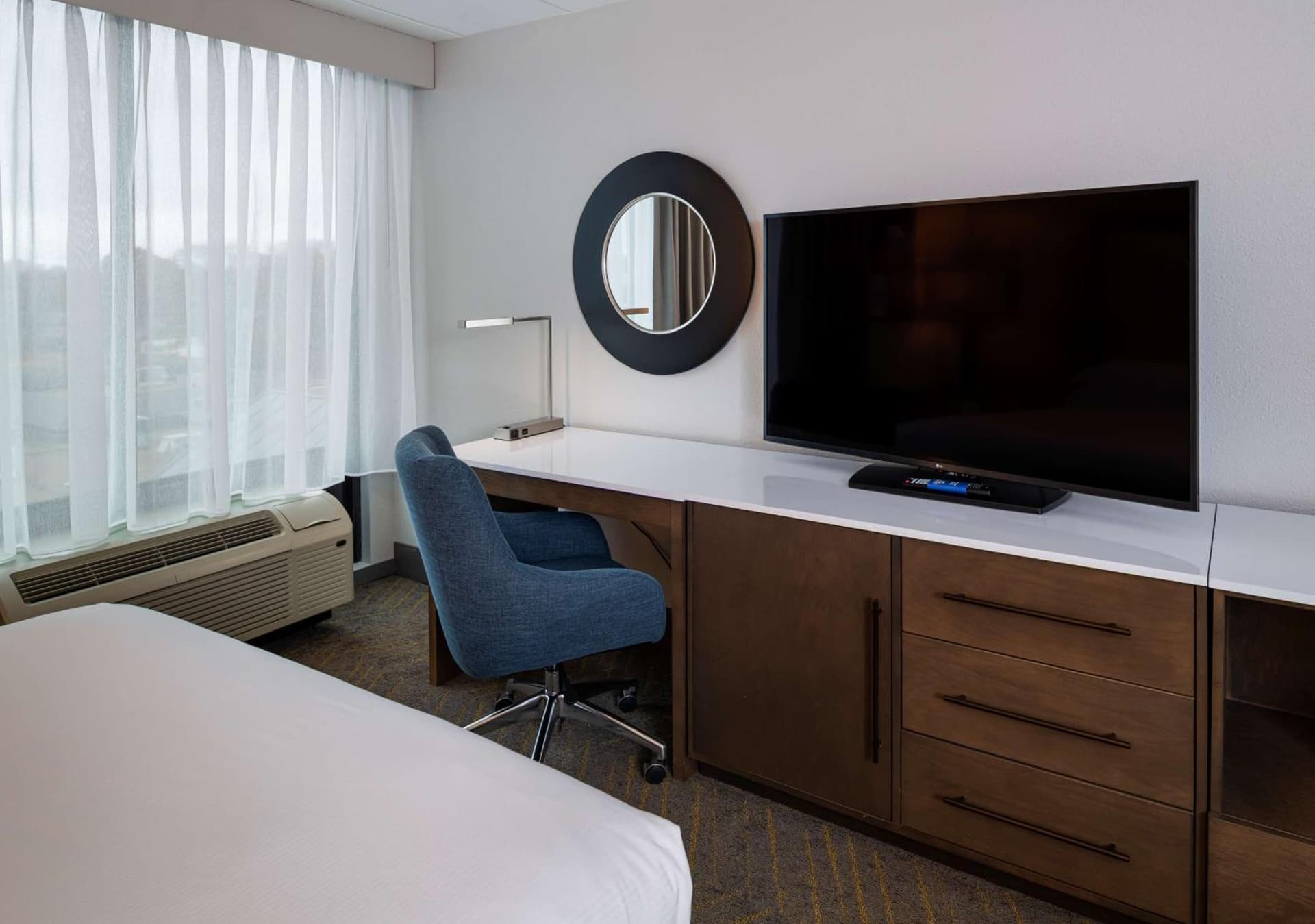 Doubletree By Hilton Madison East gallery photo in Madison, WI — image 79