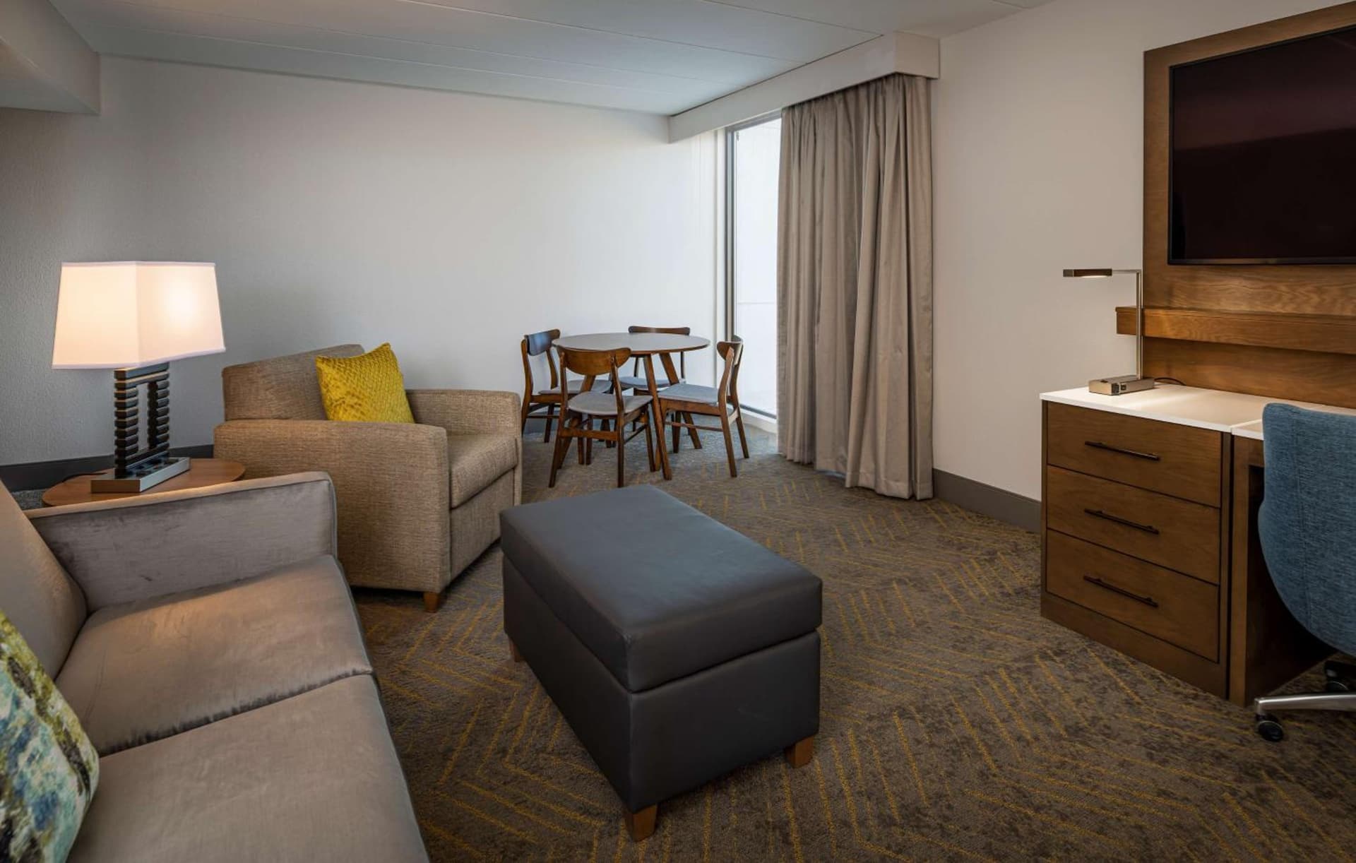 Doubletree By Hilton Madison East gallery photo in Madison, WI — image 75