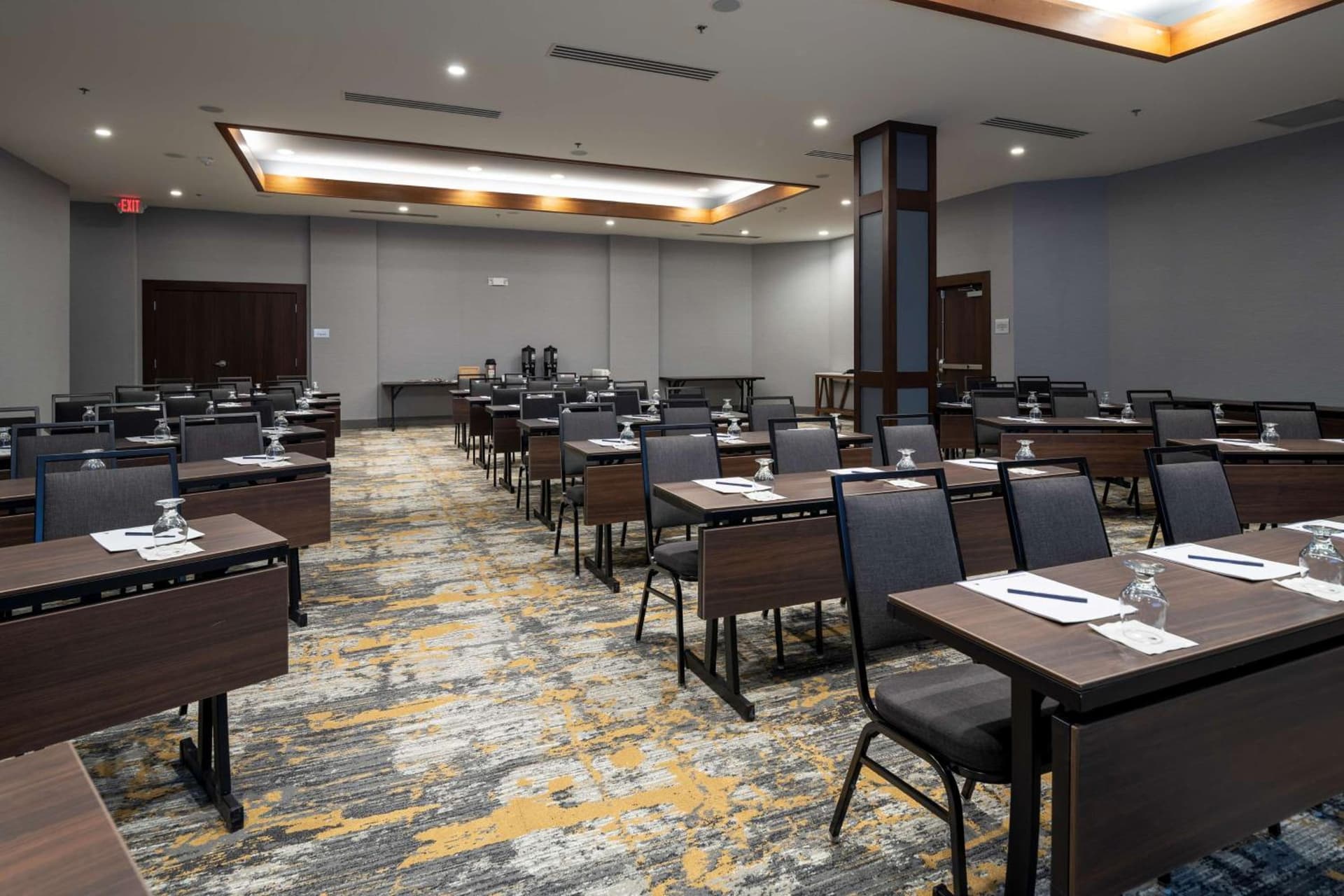 Doubletree By Hilton Madison East gallery photo in Madison, WI — image 41