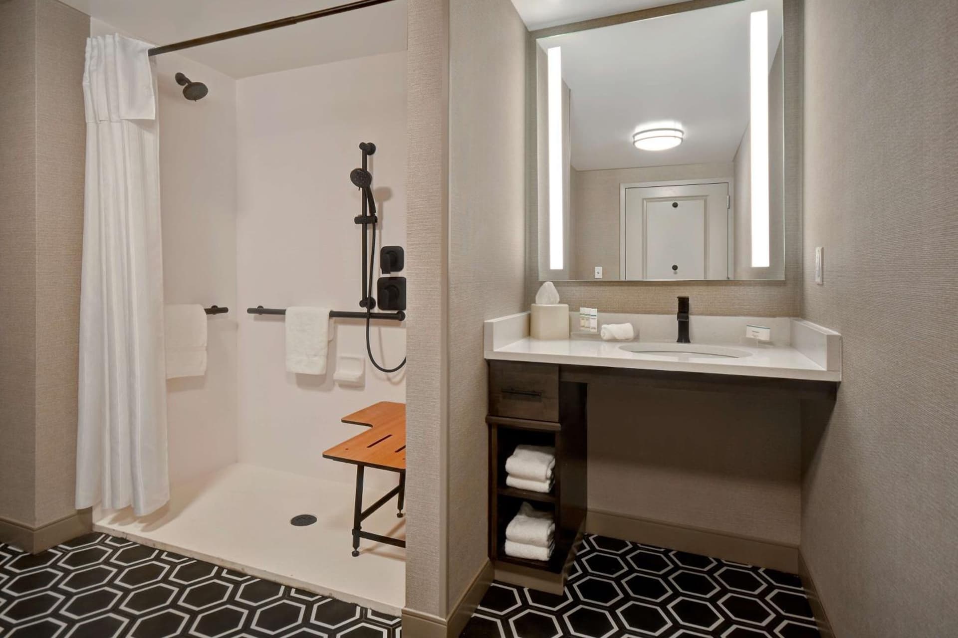 Homewood Suites by Hilton Tuscaloosa Downtown- Near Univ of Alabama gallery photo in Tuscaloosa, AL — image 9