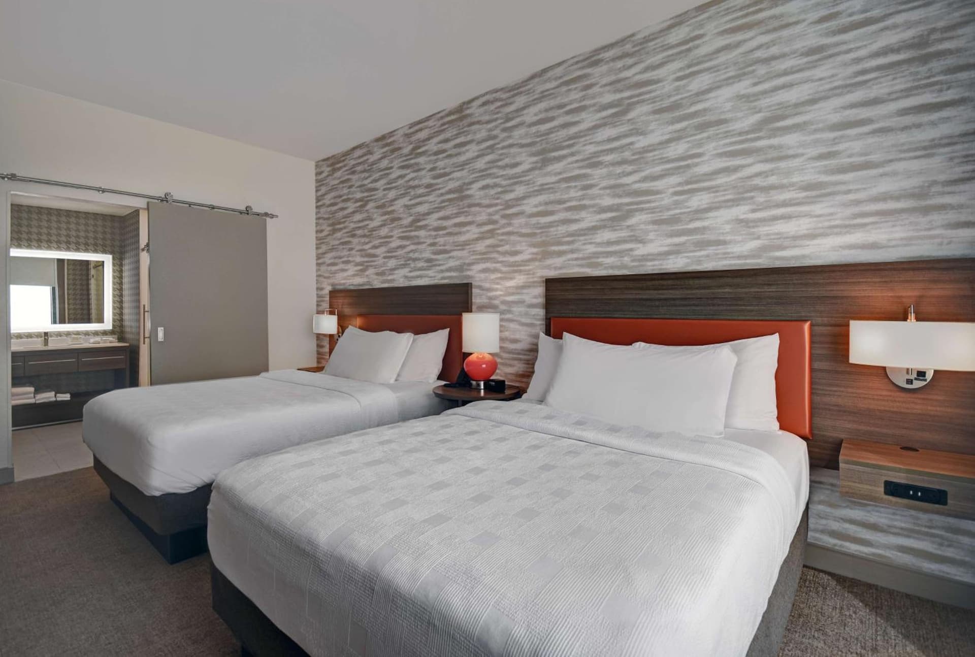 Home2 Suites By Hilton Raleigh North I-540 gallery photo in Raleigh, NC — image 10