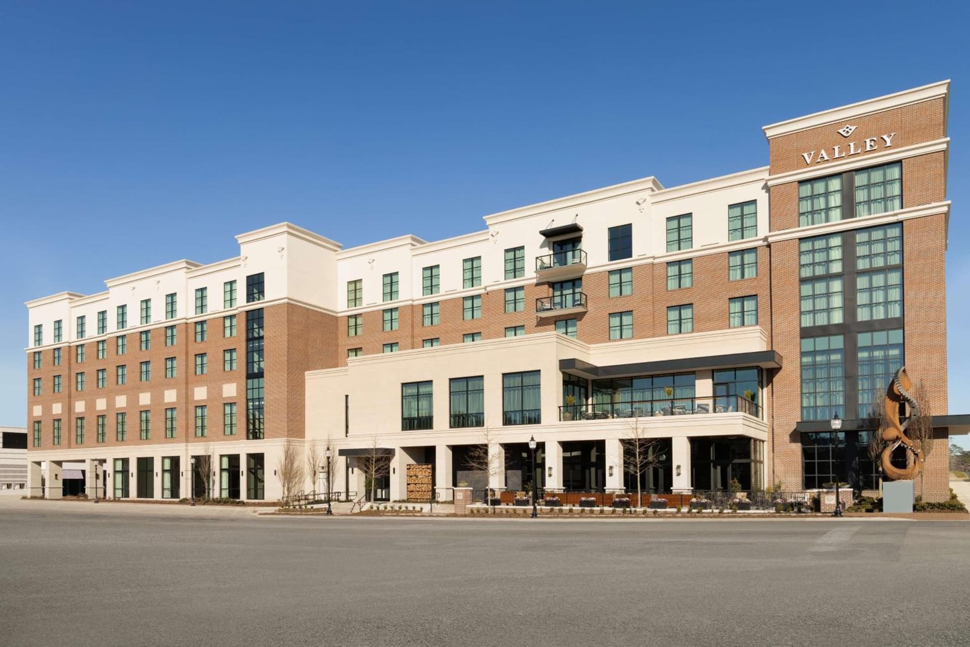 Valley Hotel Homewood Birmingham - Curio Collection By Hilton gallery photo in Birmingham, AL — image 15