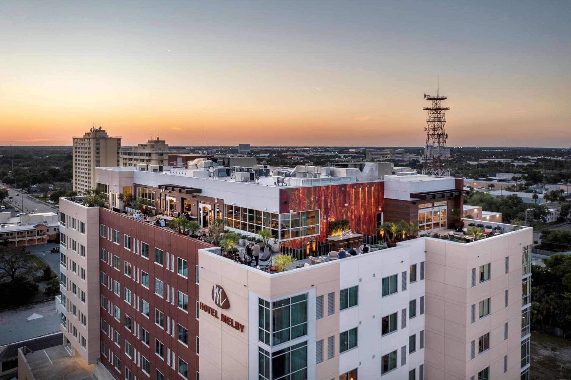 Hotel Melby Downtown Melbourne Tapestry Collection By Hilton property views in Melbourne, FL — gallery photo 3
