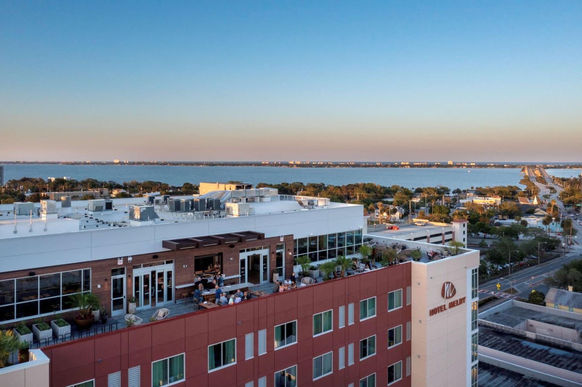 Hotel Melby Downtown Melbourne Tapestry Collection By Hilton gallery photo in Melbourne, FL — image 16