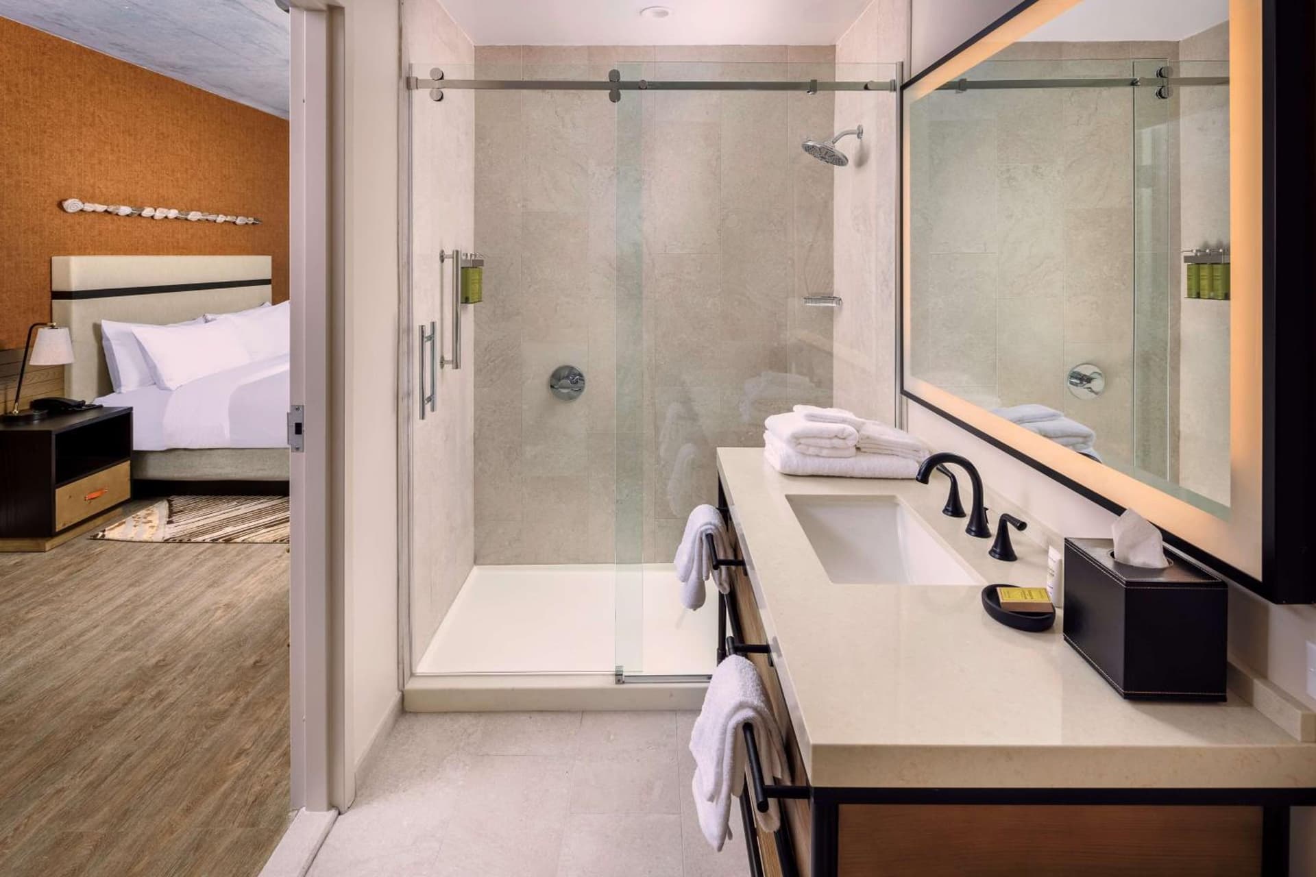 Hotel Melby Downtown Melbourne Tapestry Collection By Hilton gallery photo in Melbourne, FL — image 30