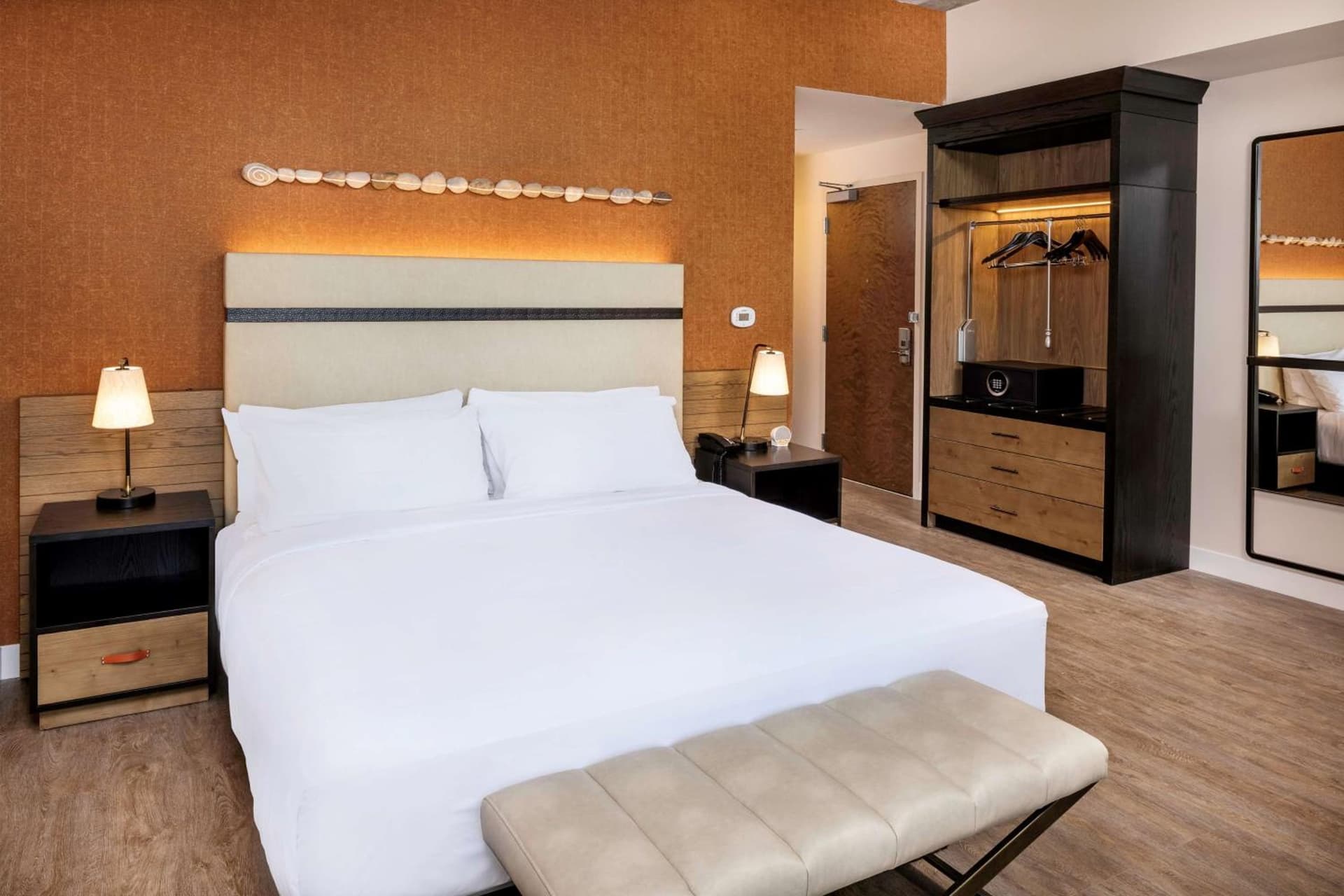 Hotel Melby Downtown Melbourne Tapestry Collection By Hilton gallery photo in Melbourne, FL — image 4