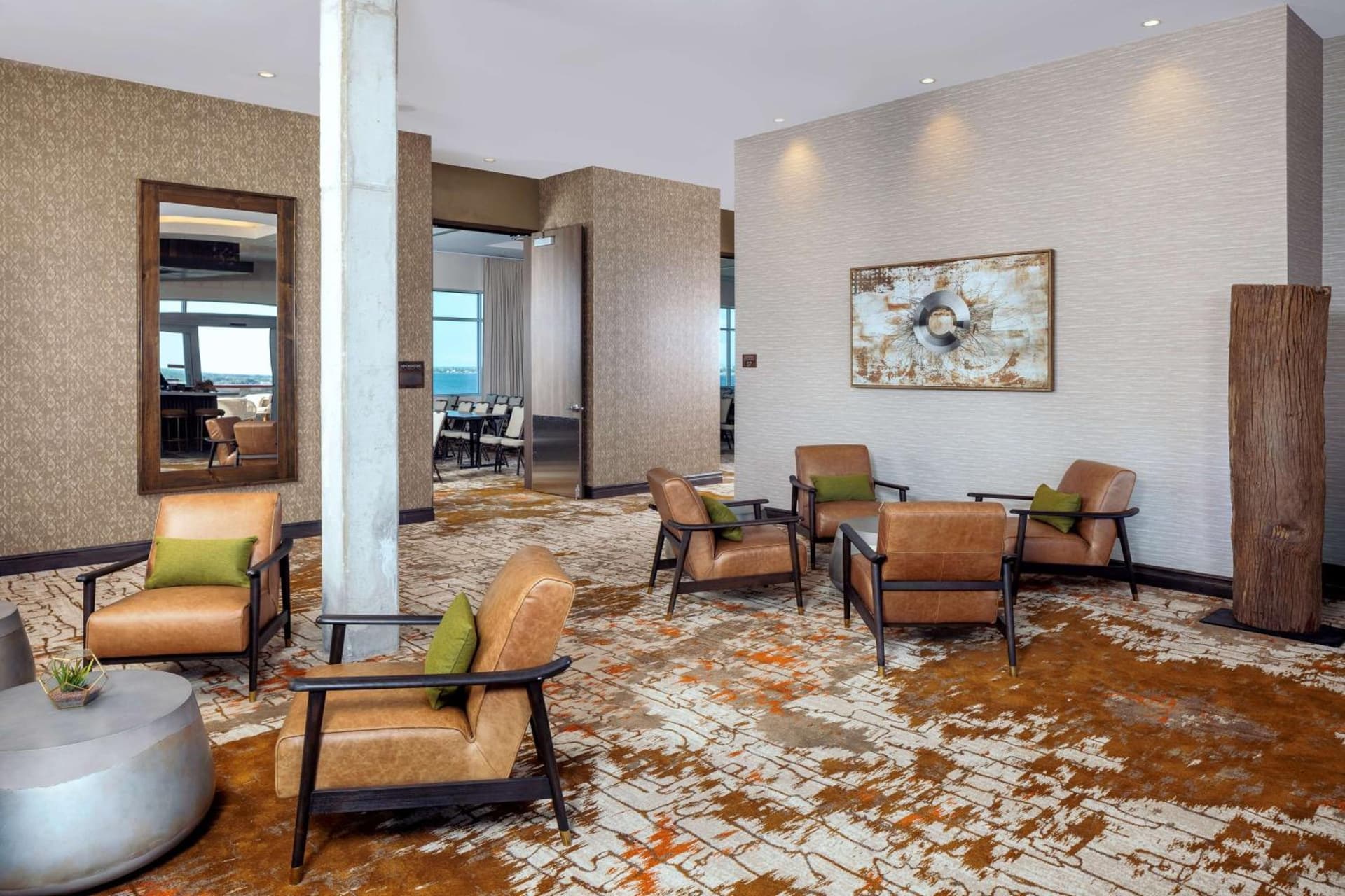 Hotel Melby Downtown Melbourne Tapestry Collection By Hilton gallery photo in Melbourne, FL — image 23