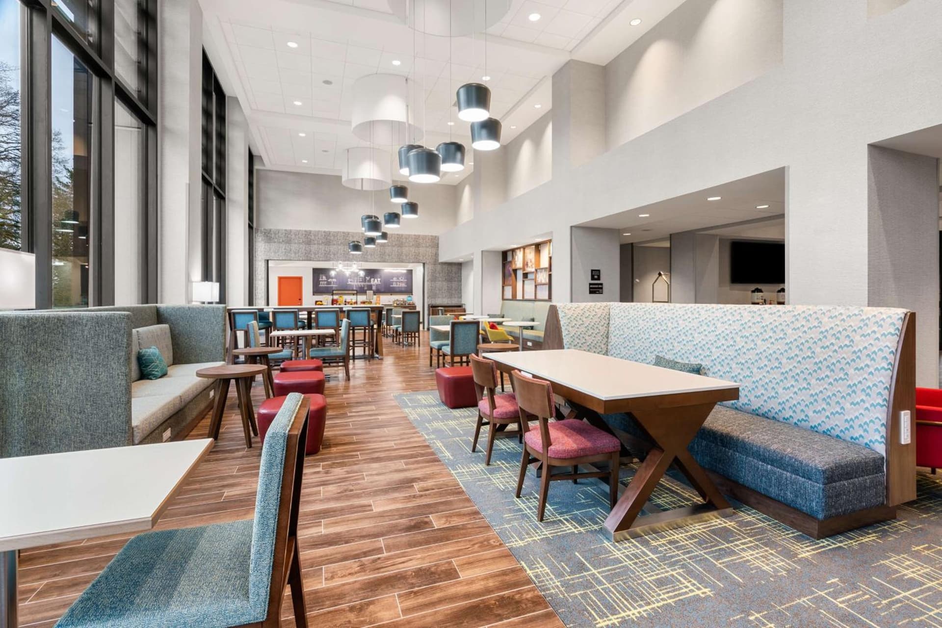 Hampton Inn & Suites Tigard gallery photo in Tigard, OR — image 11