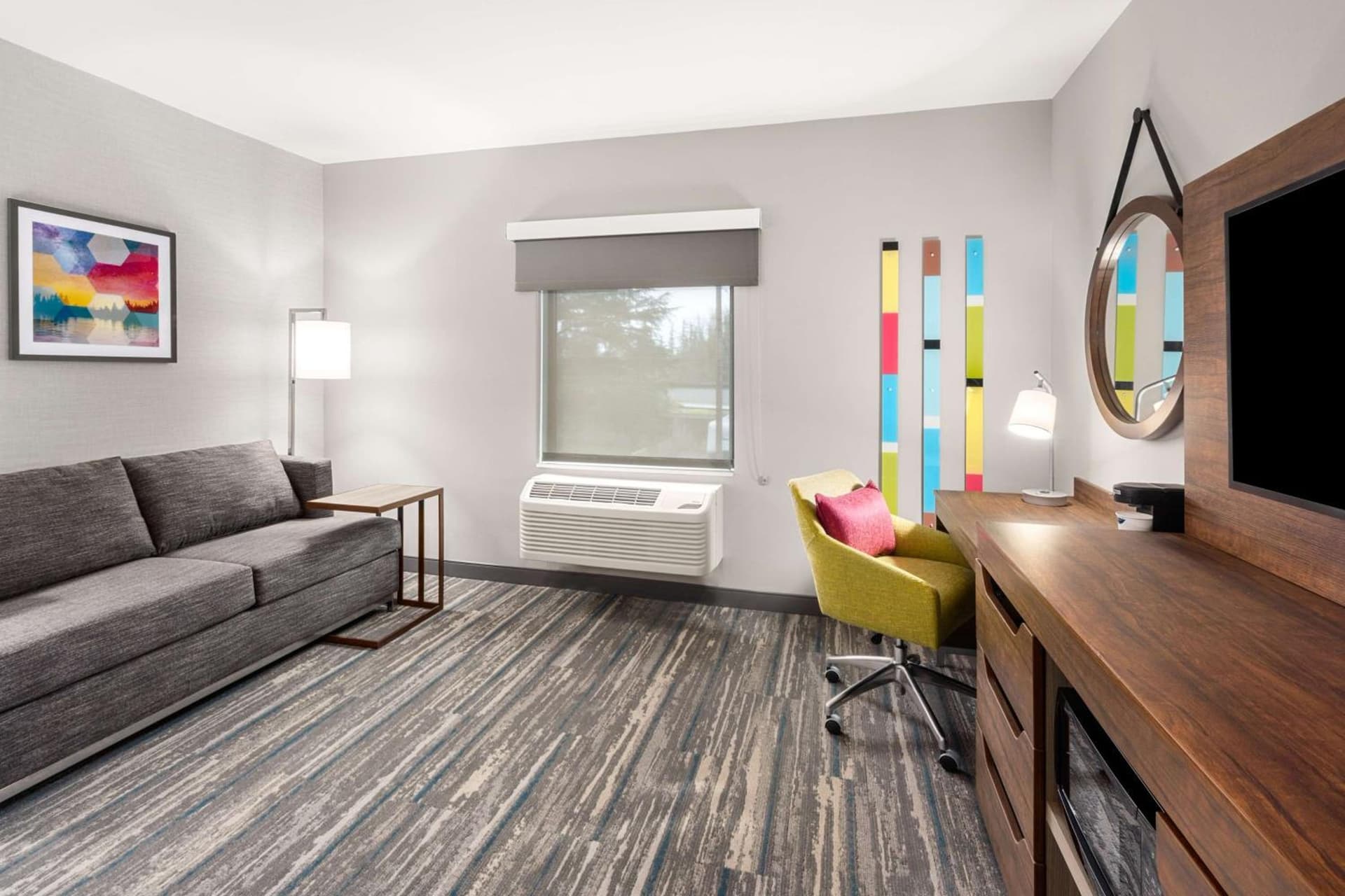 Hampton Inn & Suites Tigard property views in Tigard, OR — gallery photo 3