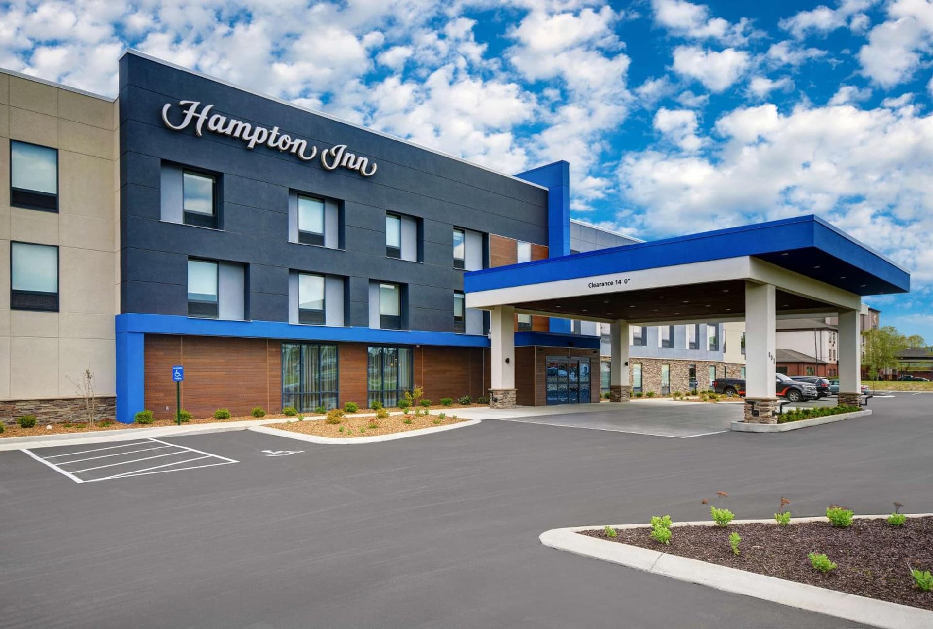 Hampton Inn Cave City, KY featured exterior or lobby in Cave City, KY — similar hotel