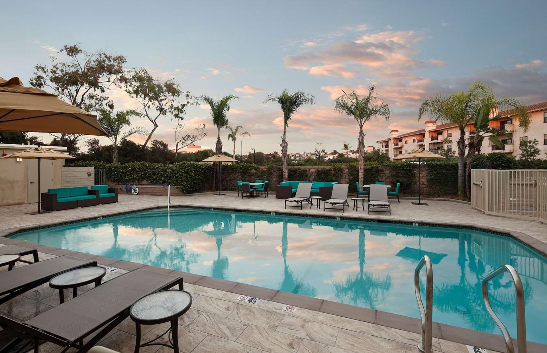 Redondo Beach Hotel, Tapestry Collection by Hilton gallery photo in Redondo Beach, CA — image 17