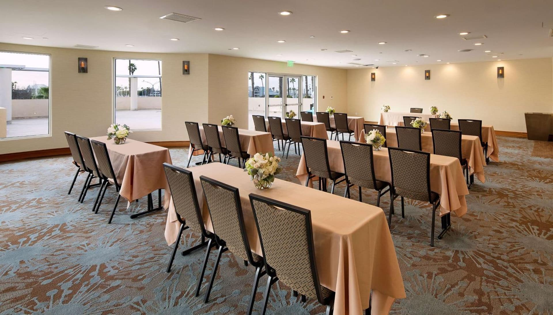 Redondo Beach Hotel, Tapestry Collection by Hilton gallery photo in Redondo Beach, CA — image 21