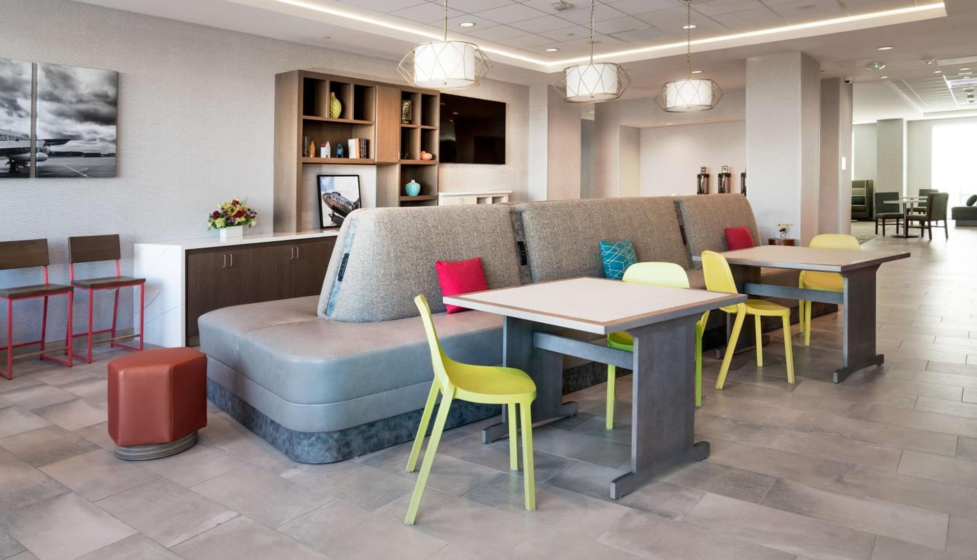 Hampton Inn Riverside March Air Force Base, Ca gallery photo in Riverside, CA — image 12