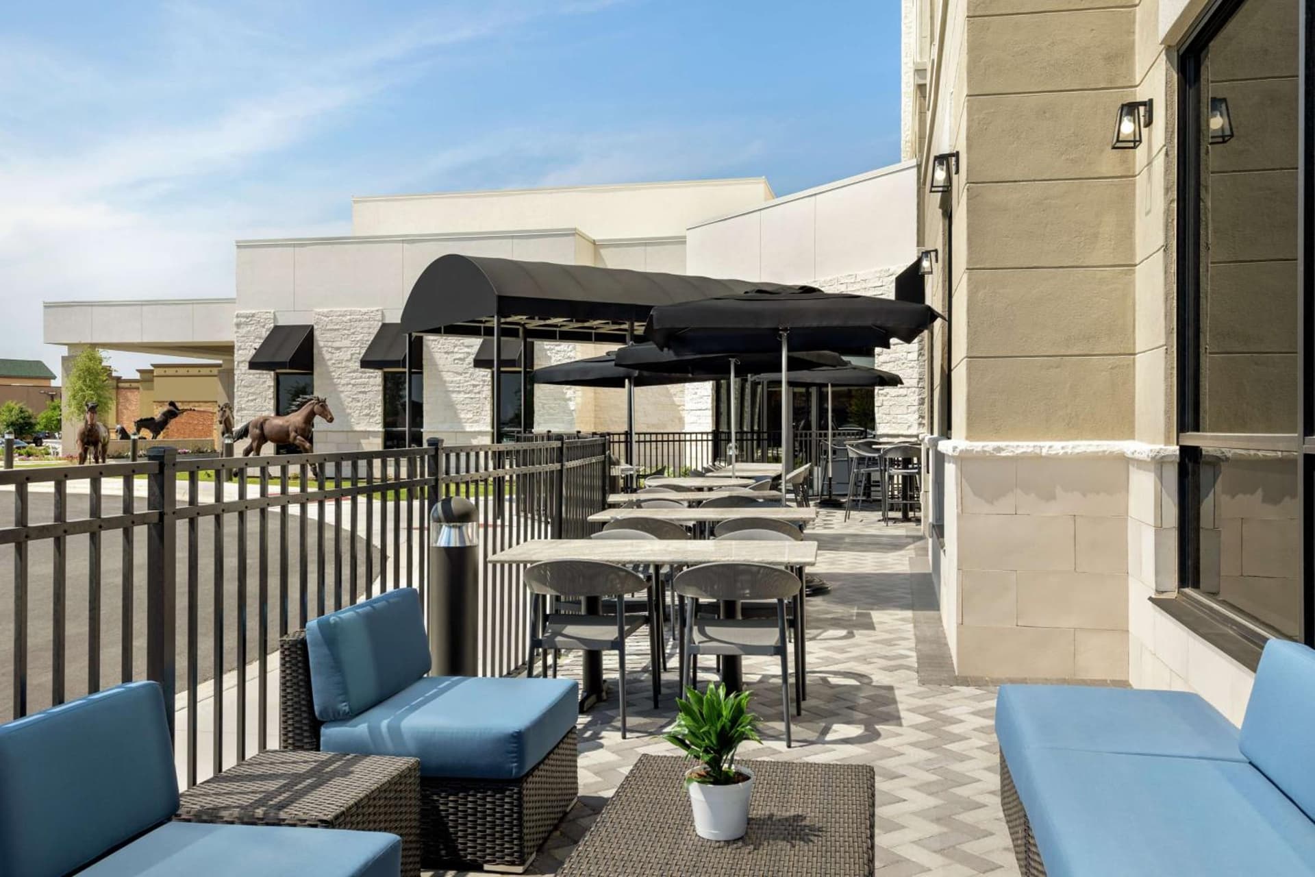 Embassy Suites by Hilton Round Rock gallery photo in Round Rock, TX — image 51