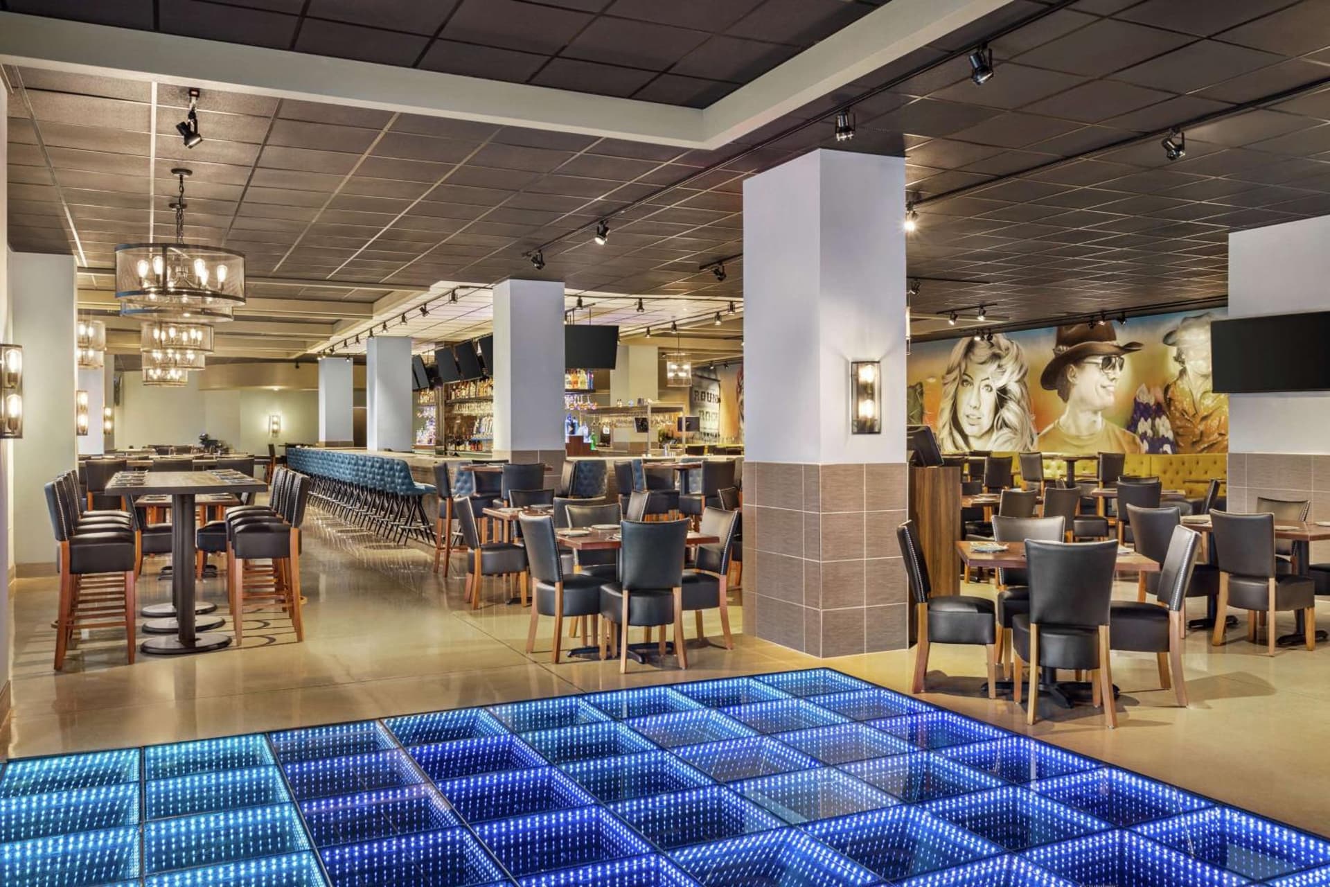 Embassy Suites by Hilton Round Rock gallery photo in Round Rock, TX — image 7