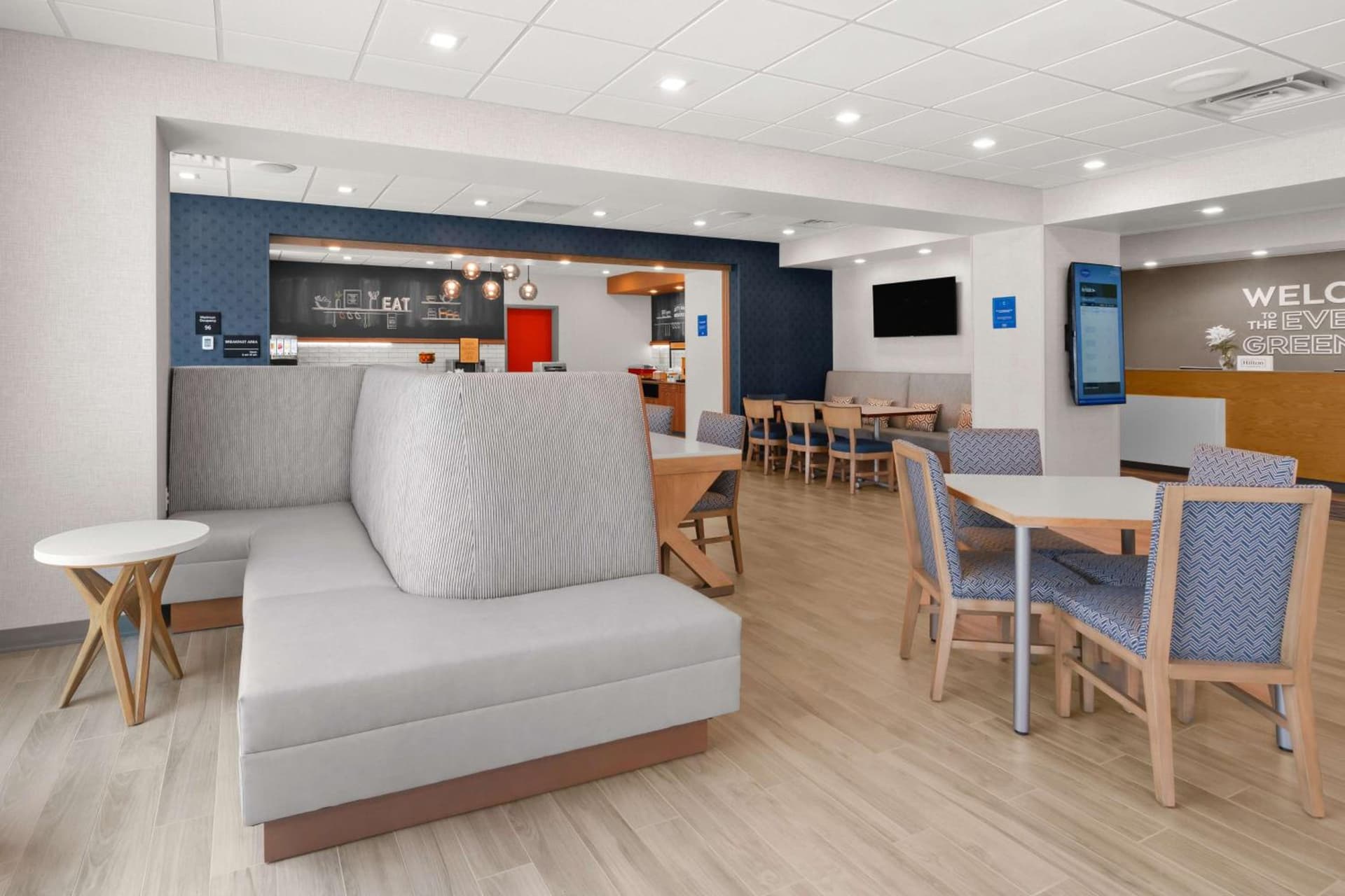 Hampton Inn Bellingham Airport, WA property views in Bellingham, WA — gallery photo 3