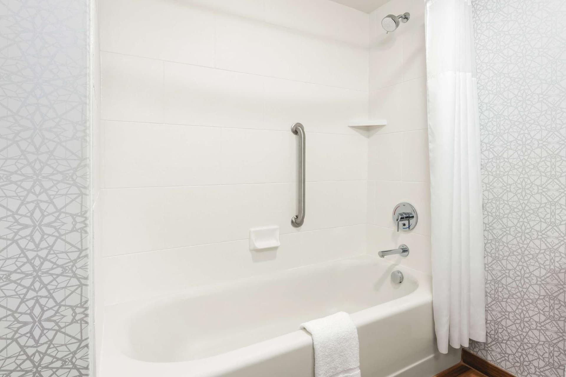 Hampton Inn Bellingham Airport, WA gallery photo in Bellingham, WA — image 9