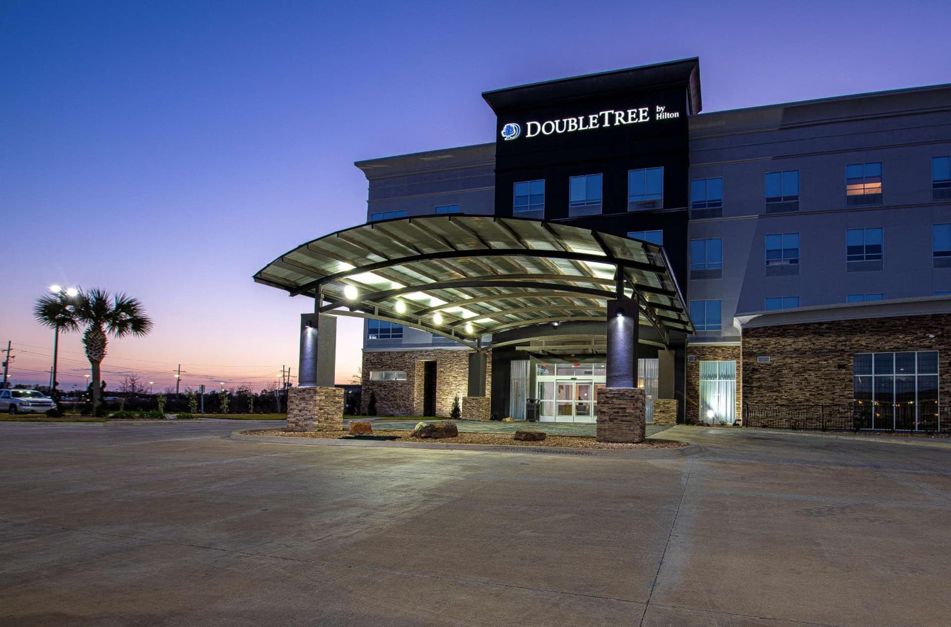 Doubletree Sulphur Lake Charles featured exterior or lobby in Sulphur, LA — similar hotel