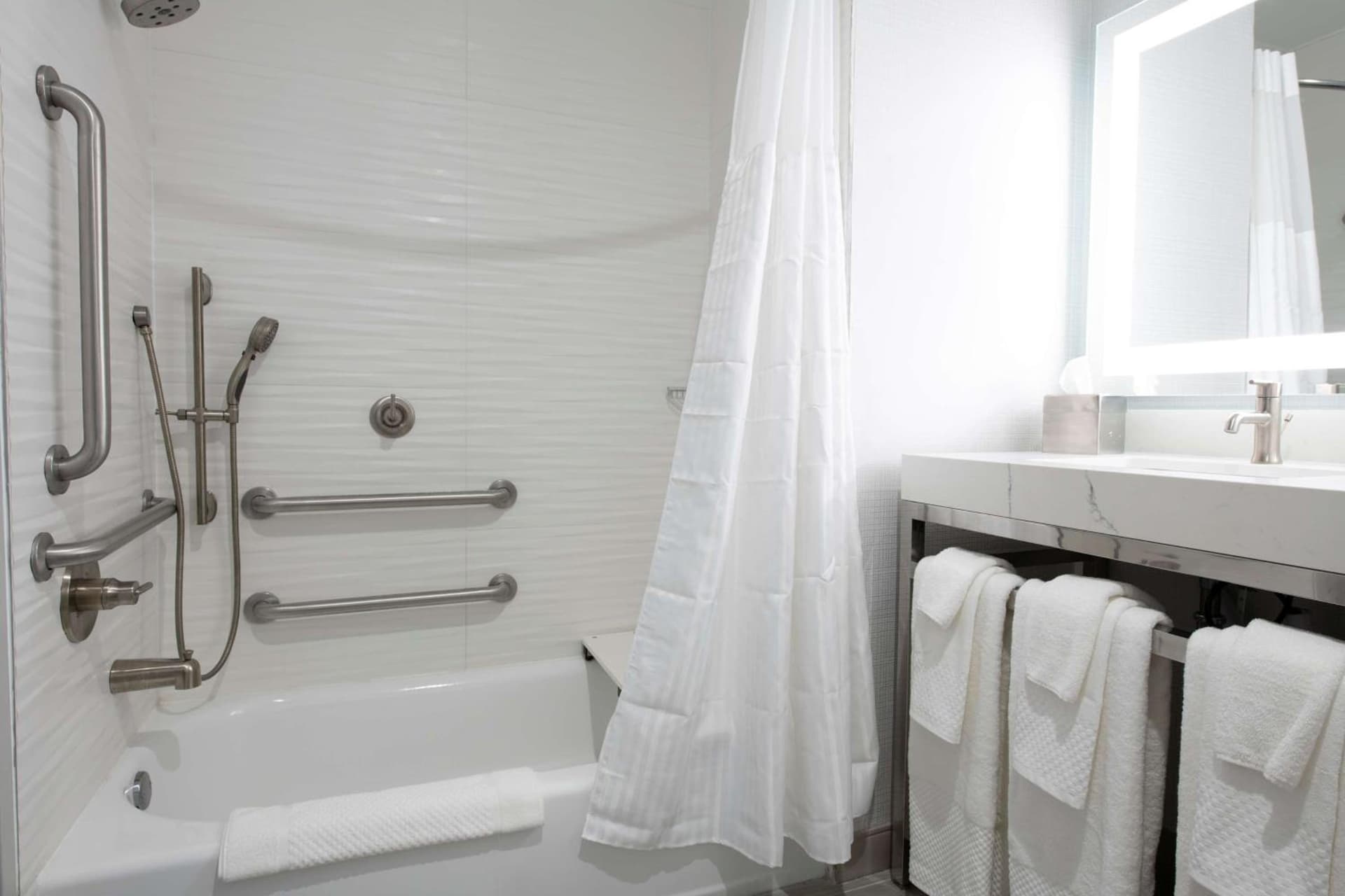 Doubletree Sulphur Lake Charles gallery photo in Sulphur, LA — image 23