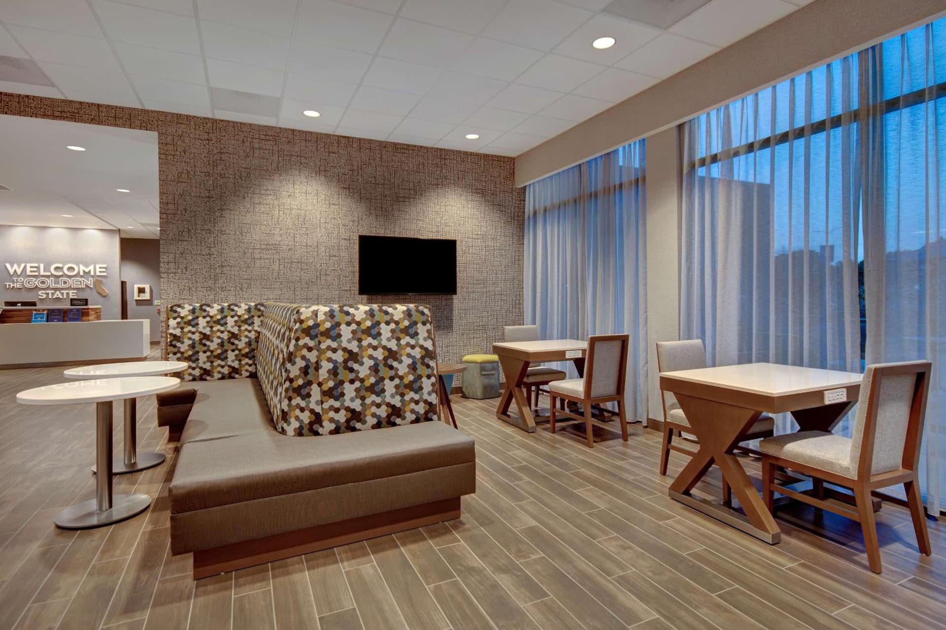 Hampton Inn & Suites Sunnyvale-Silicon Valley, Ca gallery photo in Sunnyvale, CA — image 8