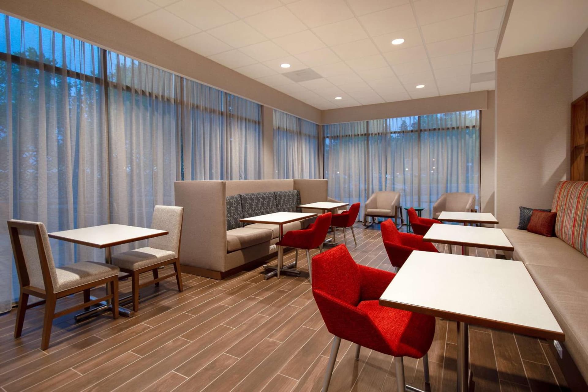 Hampton Inn & Suites Sunnyvale-Silicon Valley, Ca gallery photo in Sunnyvale, CA — image 51