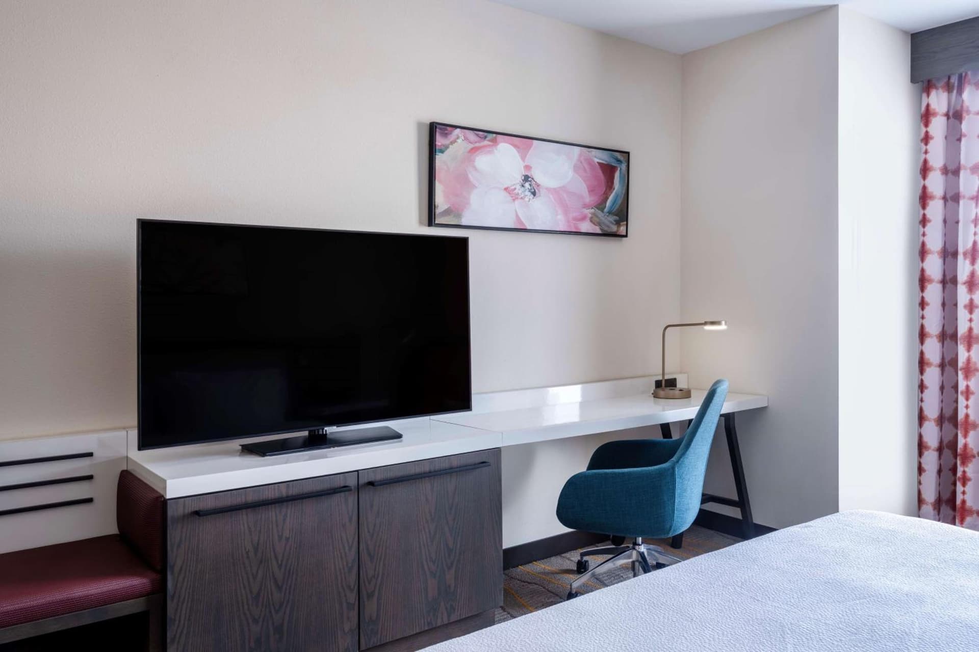 Hilton Garden Inn Chino Hills Pomona CA interior in Pomona, CA — gallery photo 2