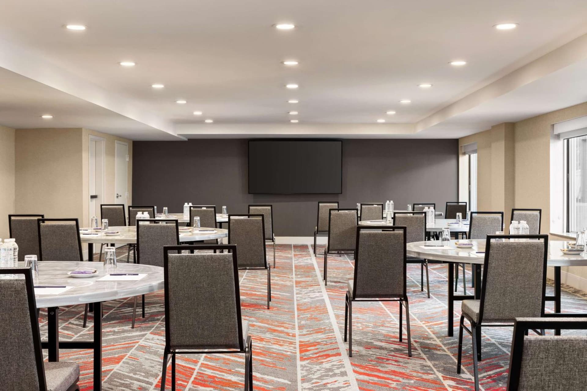 Doubletree By Hilton Columbus Dublin gallery photo in Dublin, OH — image 28