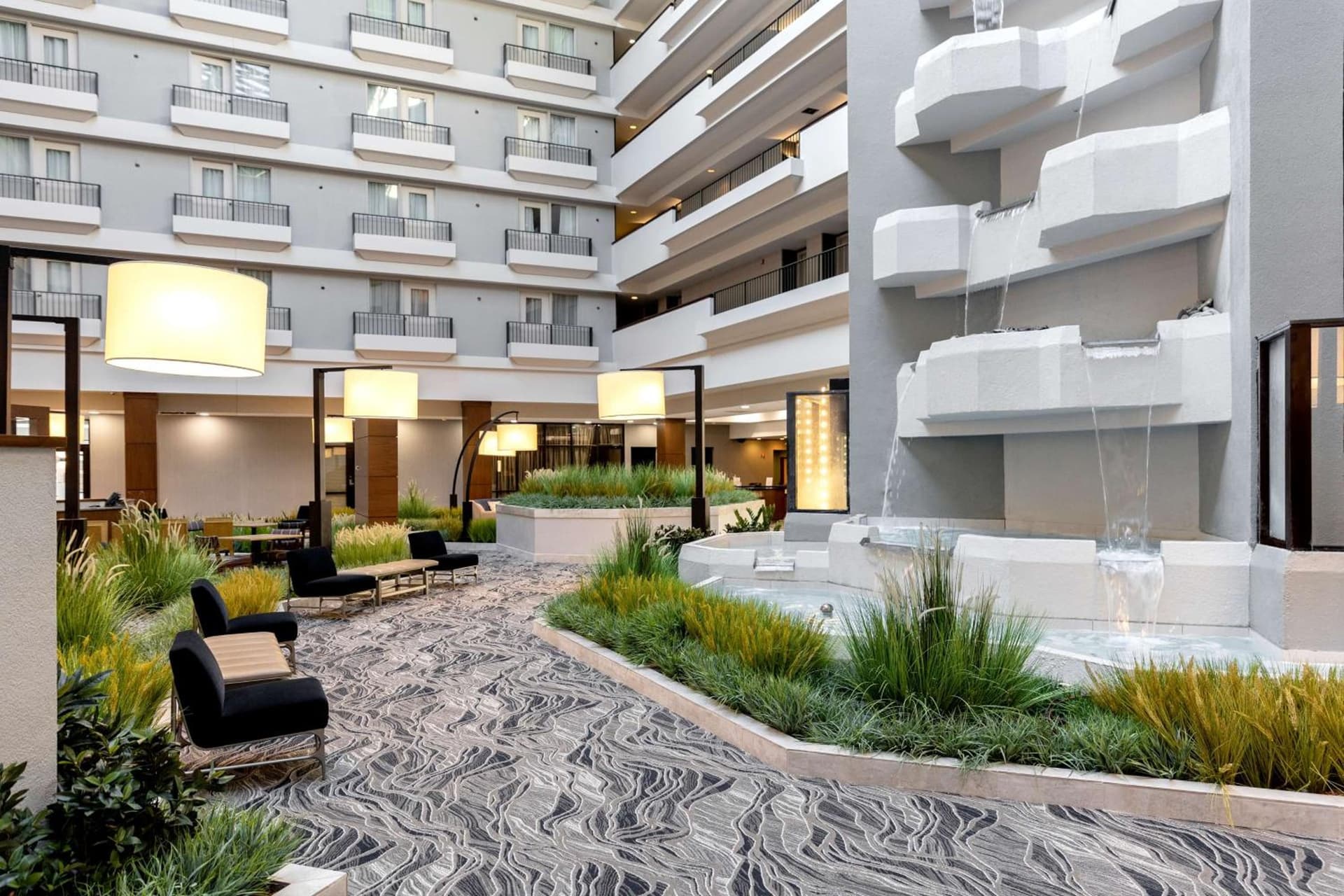 DoubleTree by Hilton Davenport gallery photo in Davenport, IA — image 76