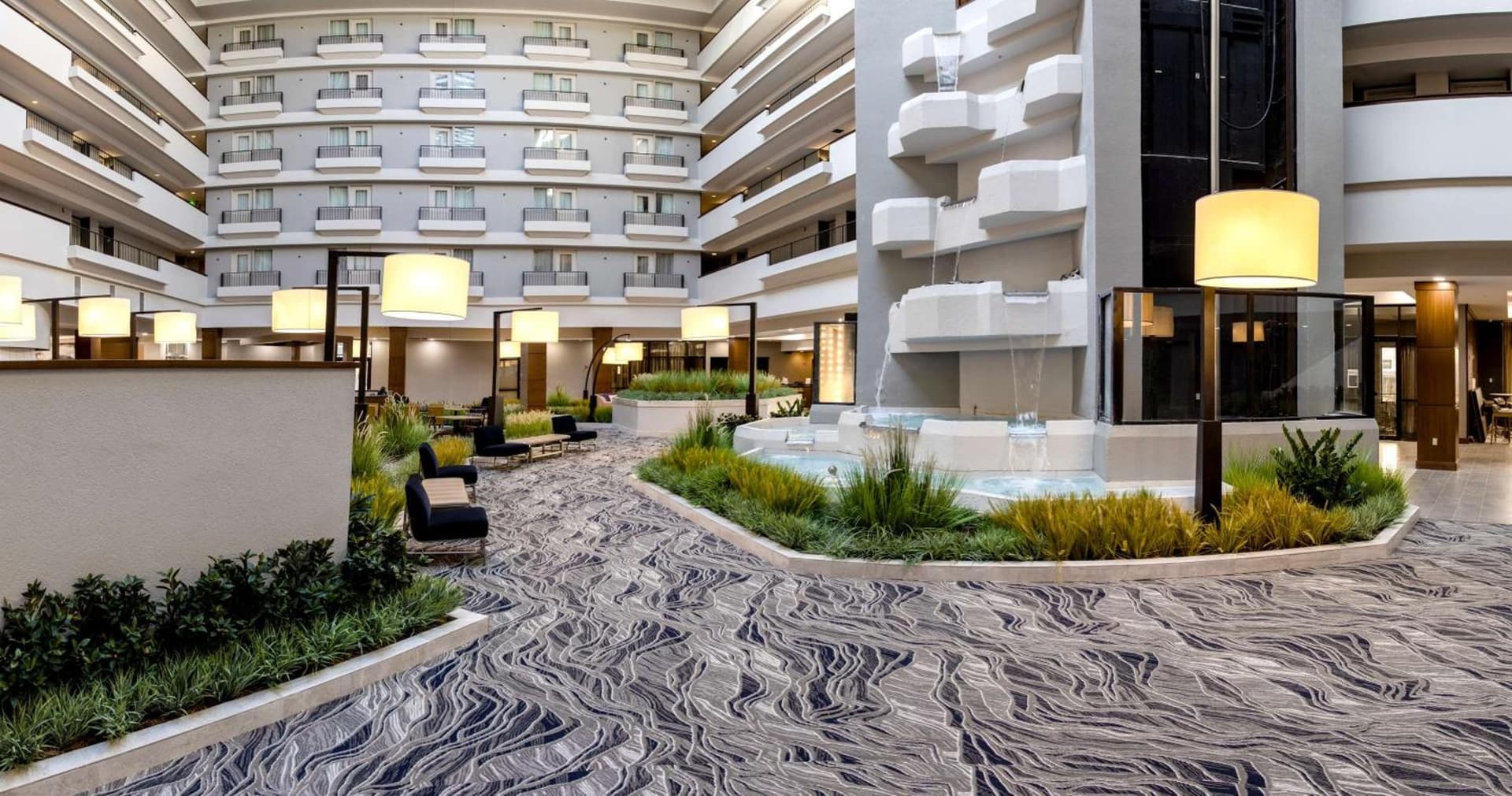 DoubleTree by Hilton Davenport gallery photo in Davenport, IA — image 41
