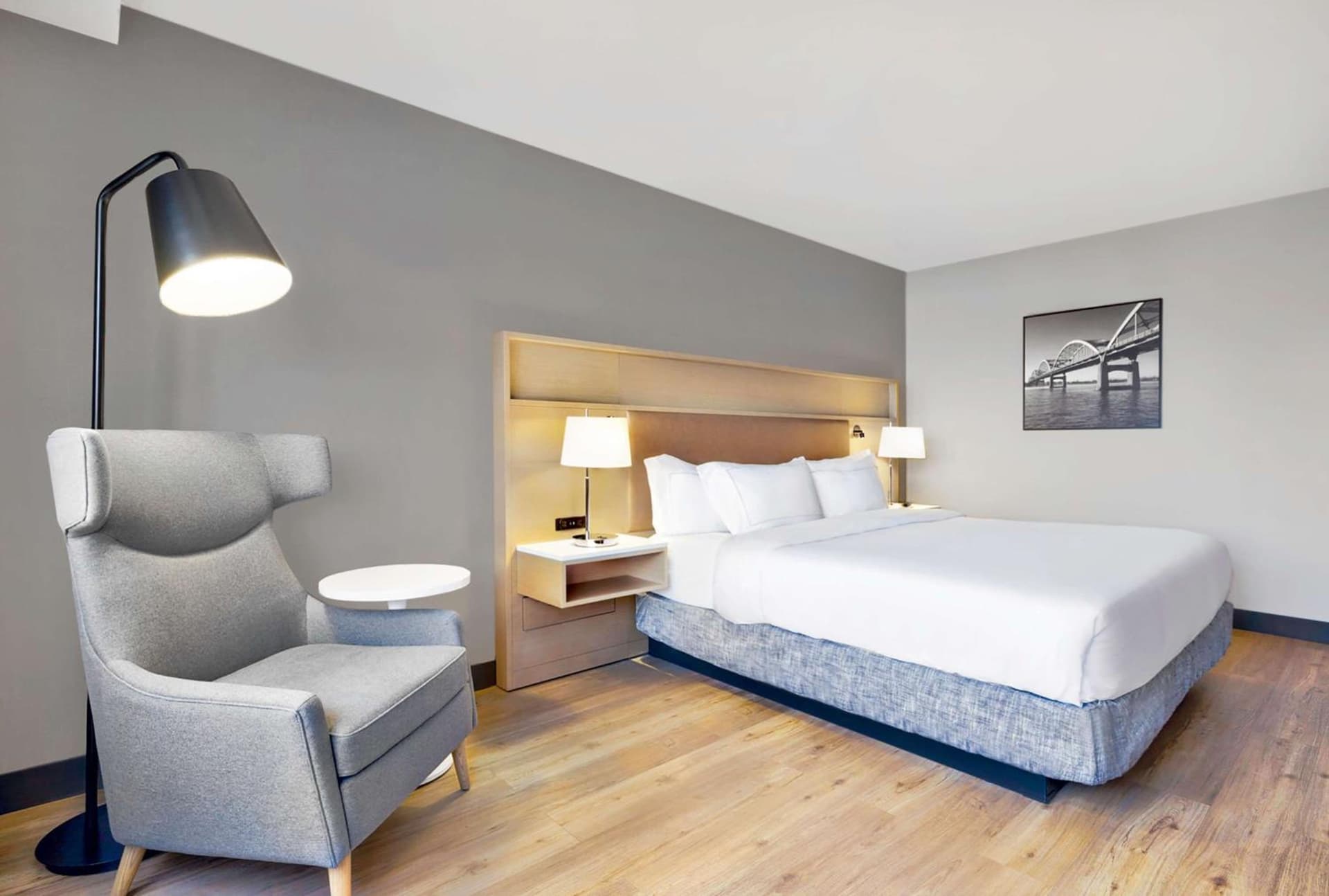 DoubleTree by Hilton Davenport gallery photo in Davenport, IA — image 10