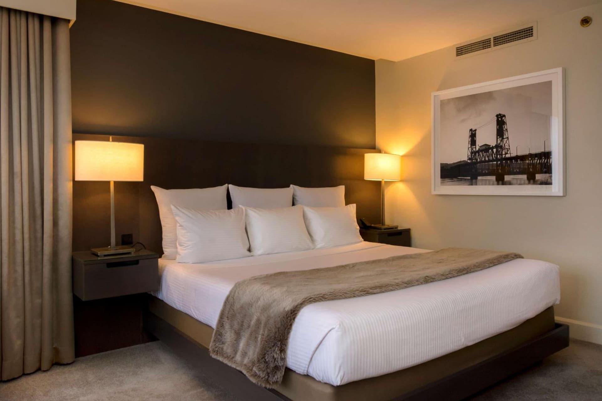 The Benson Portland, Curio Collection by Hilton gallery photo in Portland, OR — image 39