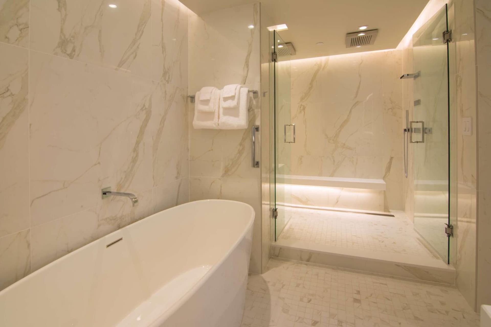The Benson Portland, Curio Collection by Hilton gallery photo in Portland, OR — image 25