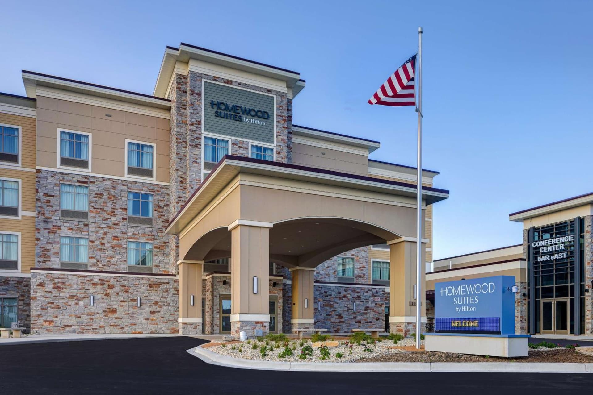 Homewood Suites By Hilton Oak Creek Milwaukee — hotel in Oak Creek, Wisconsin