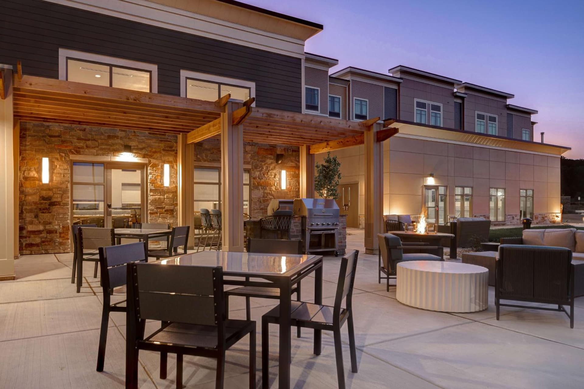 Homewood Suites By Hilton Oak Creek Milwaukee gallery photo in Oak Creek, WI — image 39