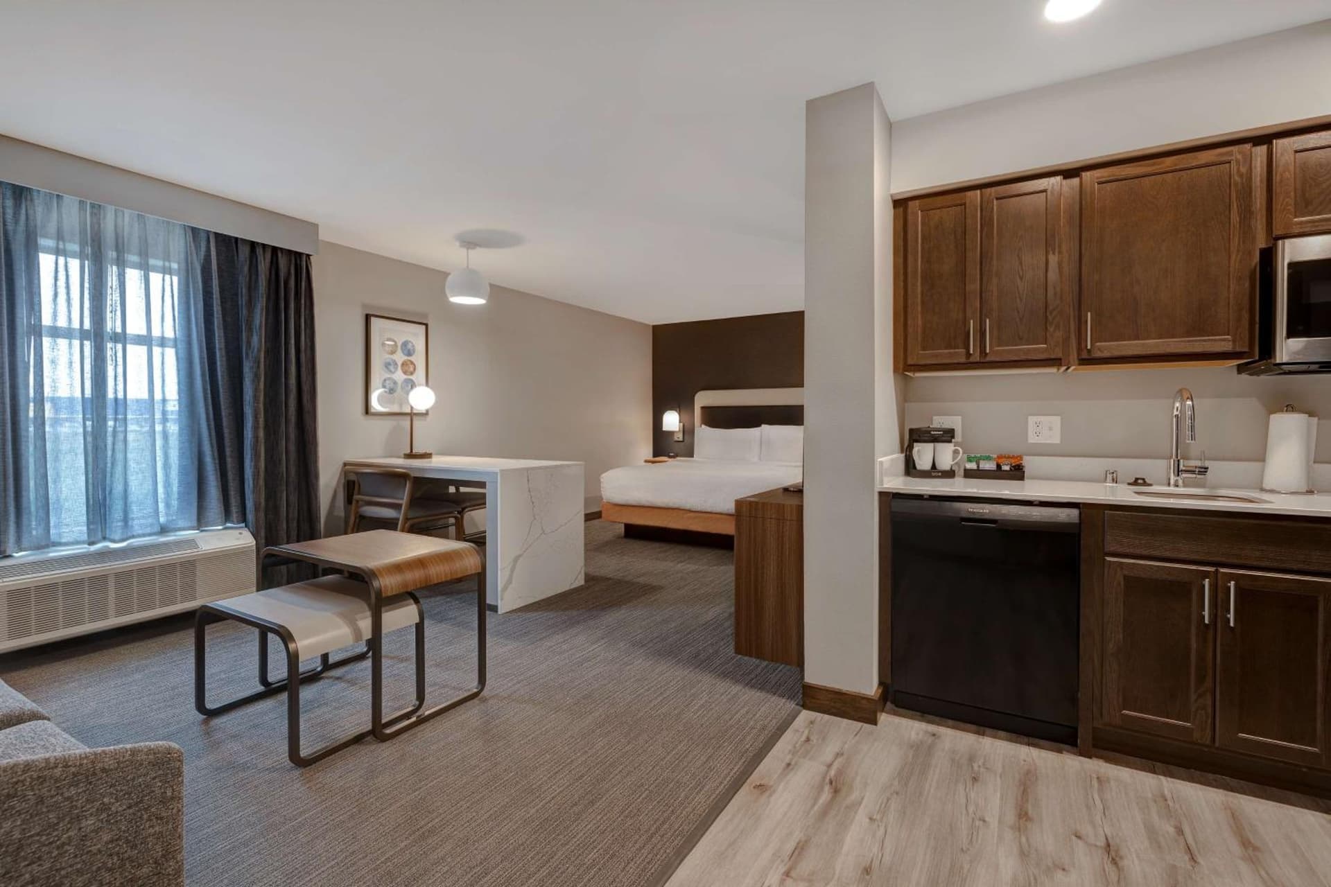Homewood Suites By Hilton Oak Creek Milwaukee gallery photo in Oak Creek, WI — image 12