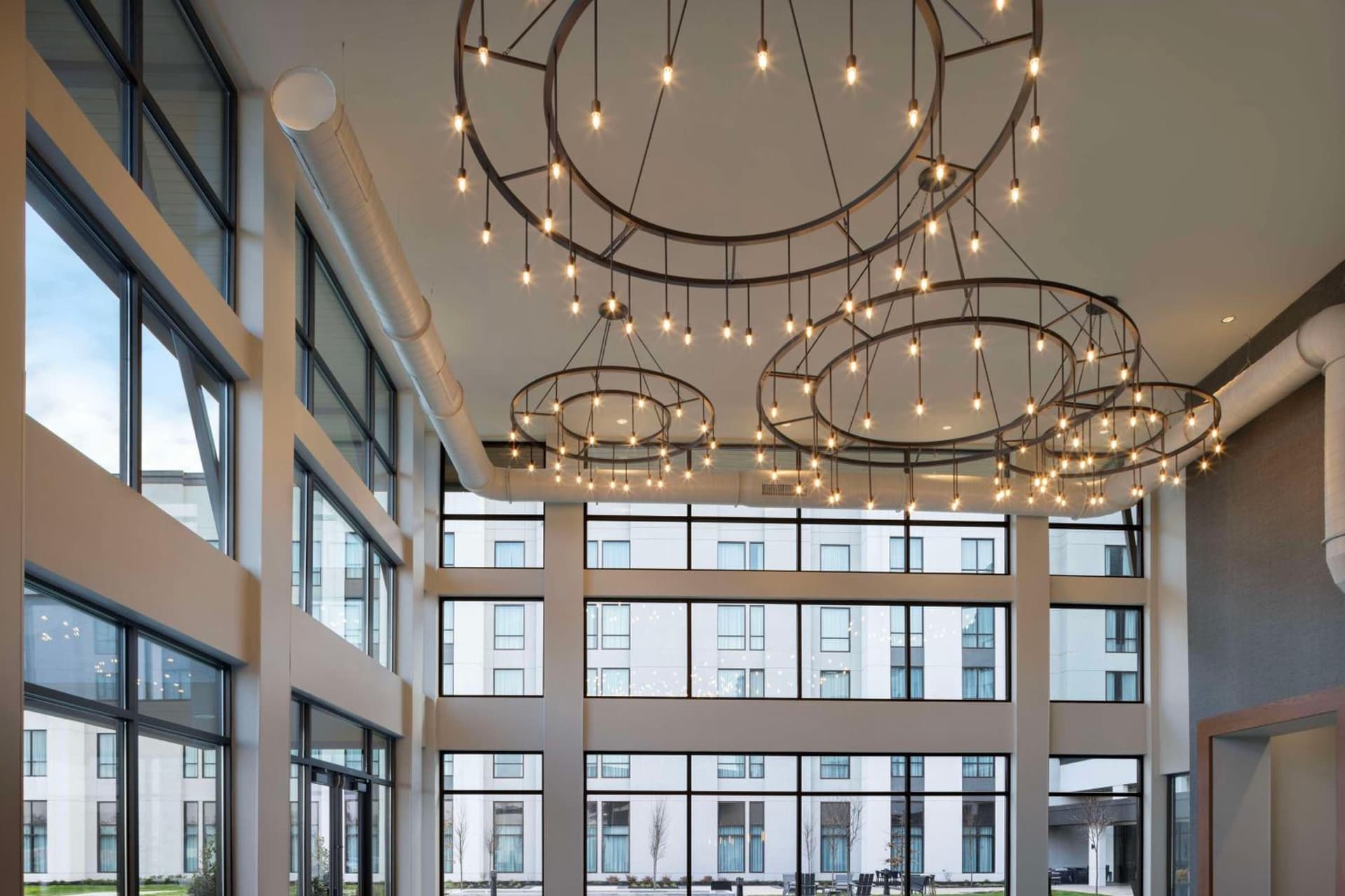 Embassy Suites By Hilton Bowling Green gallery photo in Bowling Green, KY — image 20