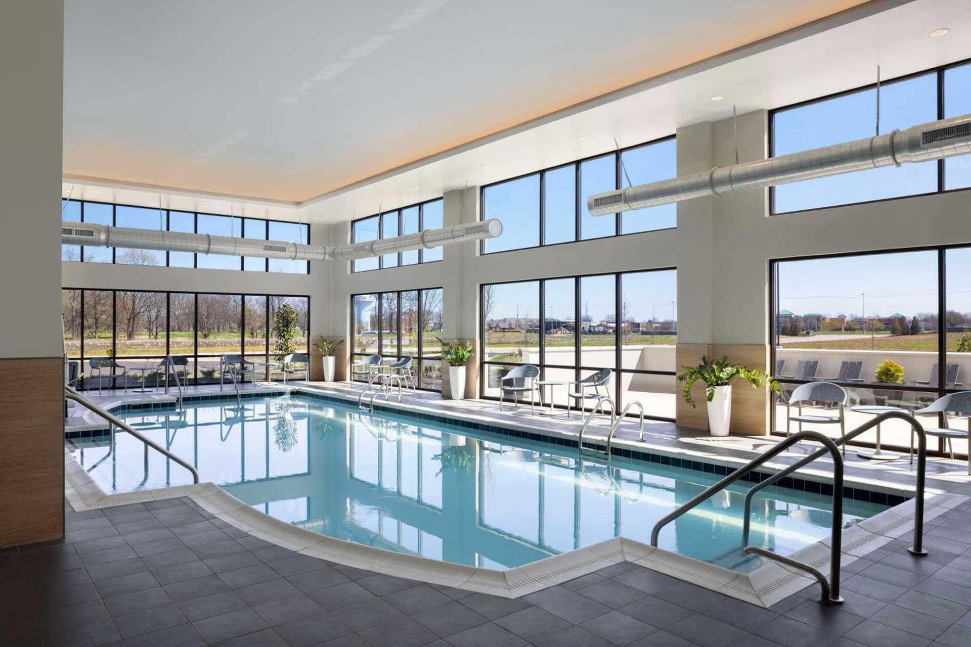 Embassy Suites By Hilton Bowling Green gallery photo in Bowling Green, KY — image 15
