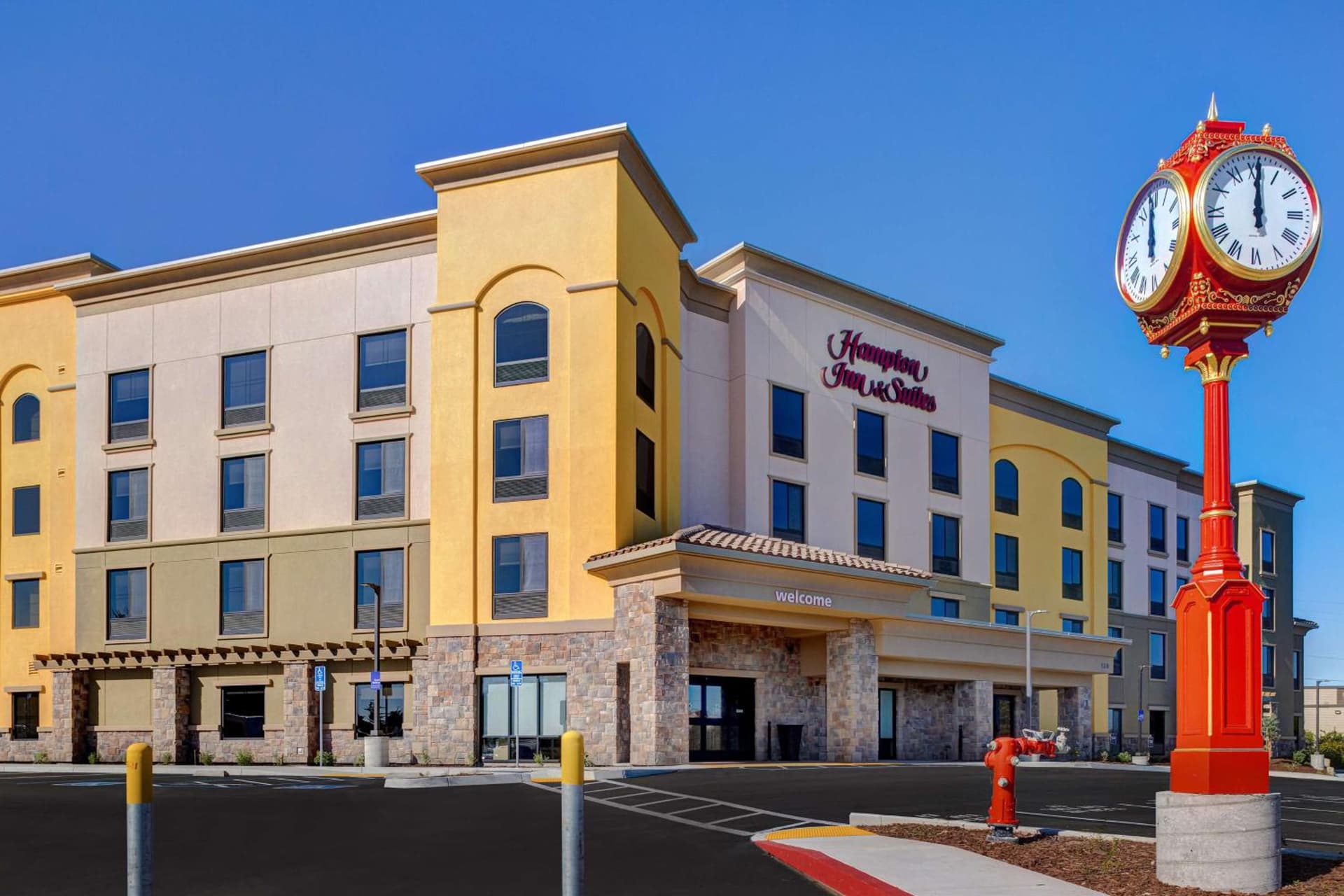 Hampton Inn & Suites Marina property views in Marina, CA — gallery photo 3