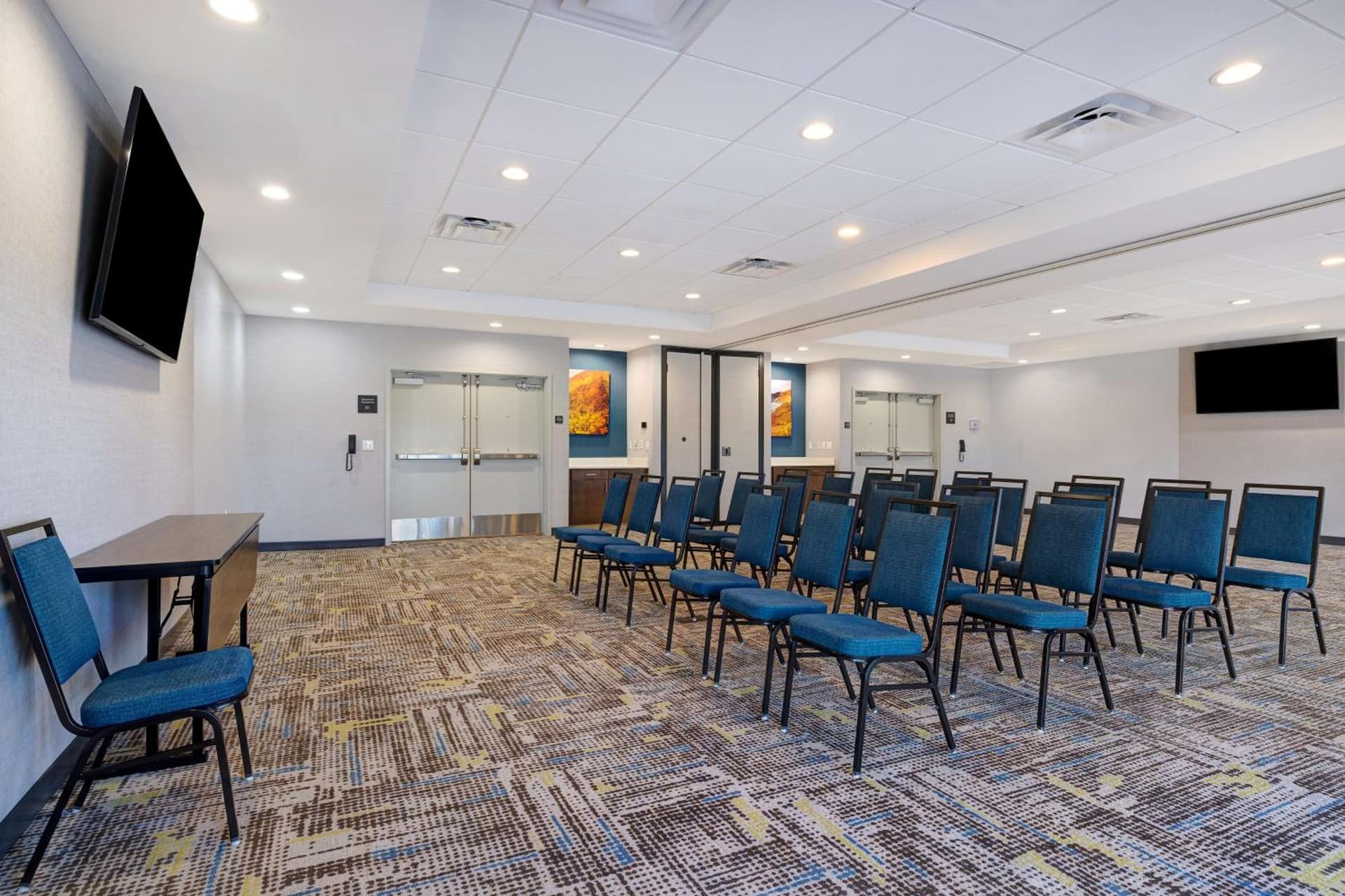 Hampton Inn & Suites Marina gallery photo in Marina, CA — image 44
