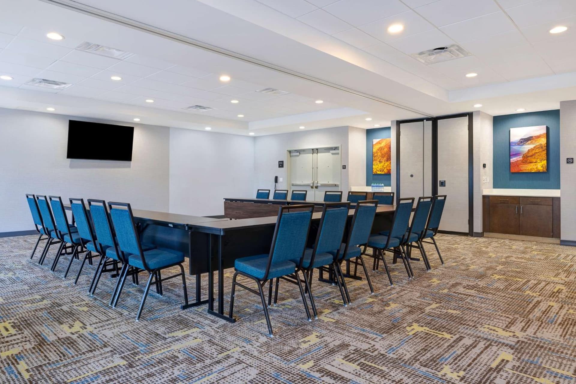 Hampton Inn & Suites Marina gallery photo in Marina, CA — image 35