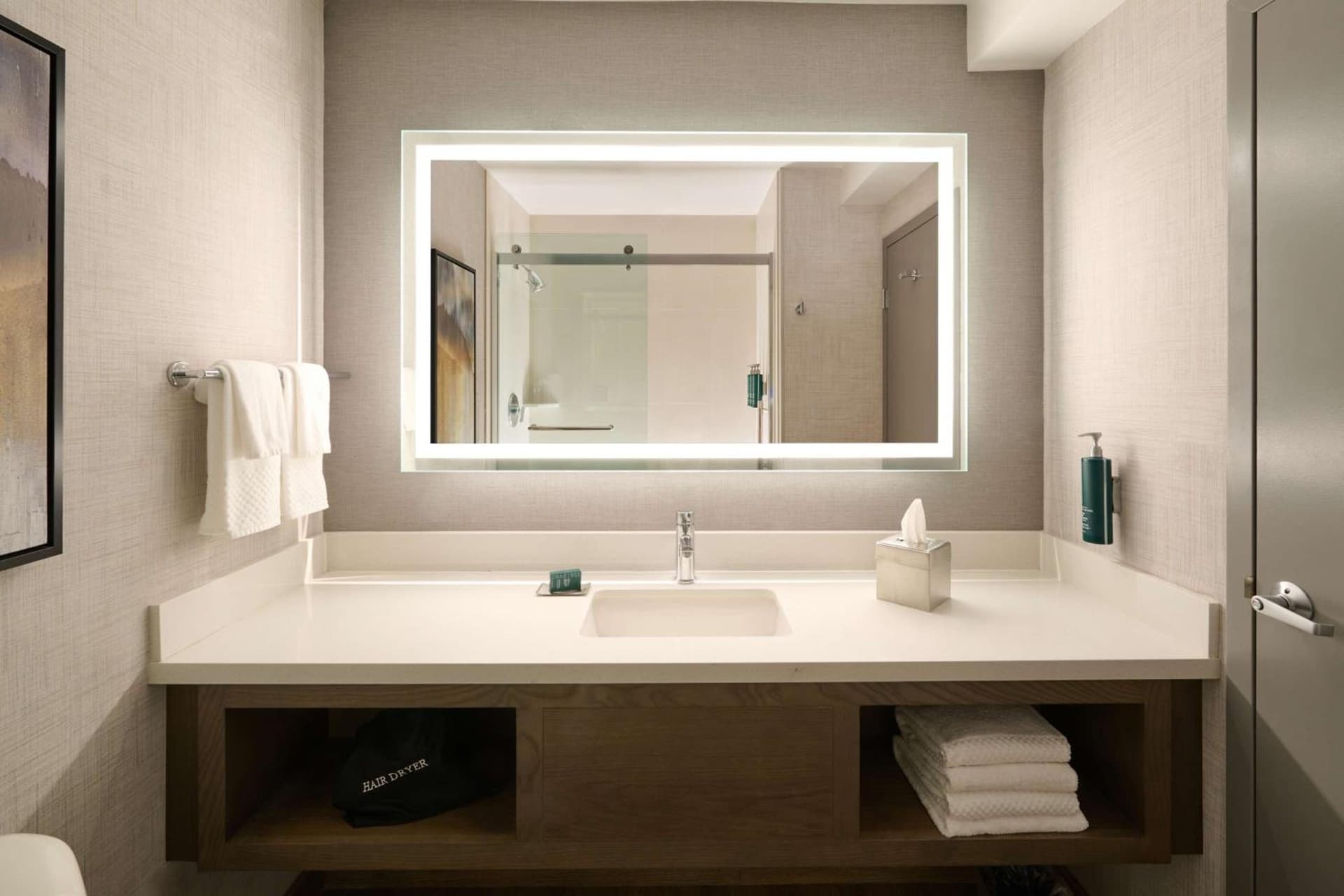 Doubletree by Hilton Buena Park gallery photo in Buena Park, CA — image 6