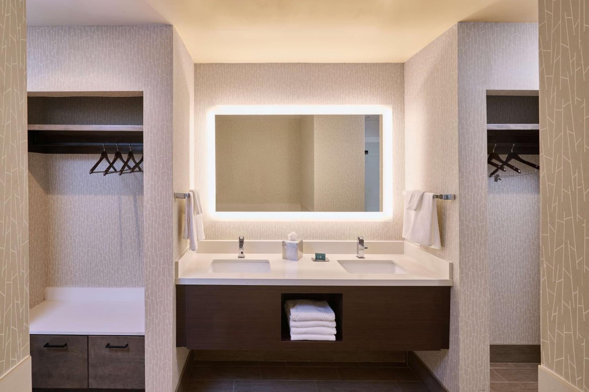 Doubletree by Hilton Buena Park gallery photo in Buena Park, CA — image 26