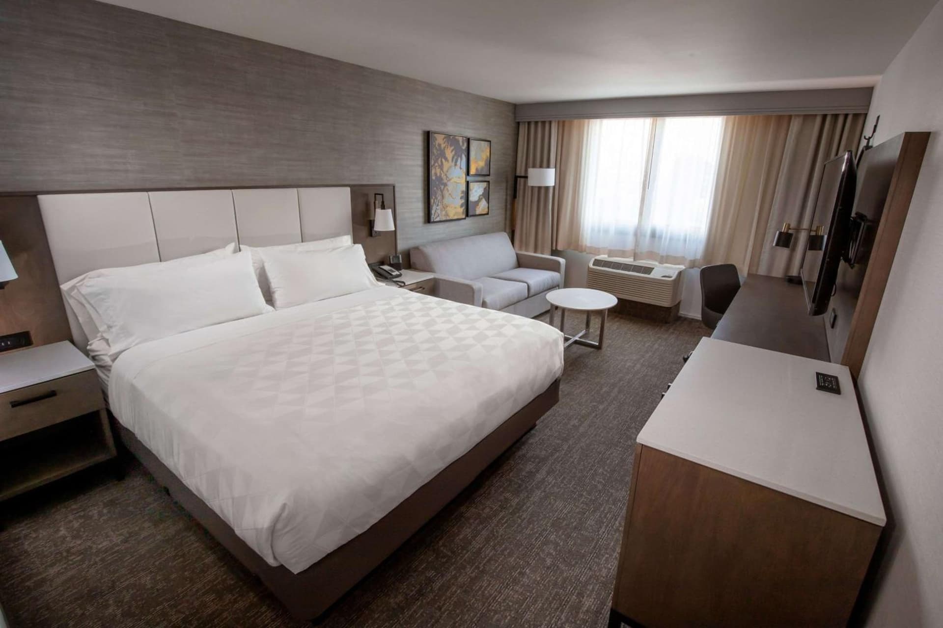 Doubletree by Hilton Buena Park gallery photo in Buena Park, CA — image 14