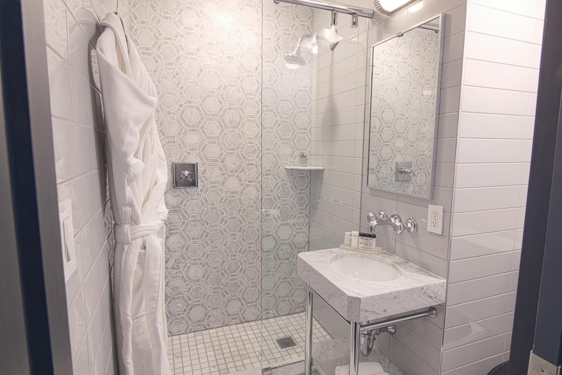 Hotel Edison Times Square gallery photo in New York, NY — image 26