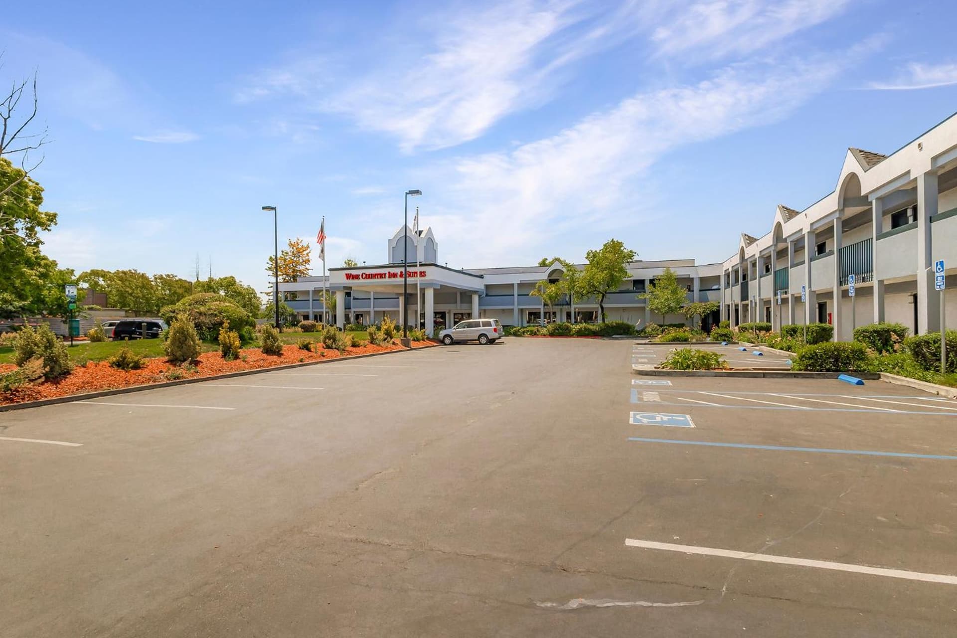 Best Western Plus Wine Country Inn & Suites gallery photo in Santa Rosa, CA — image 7
